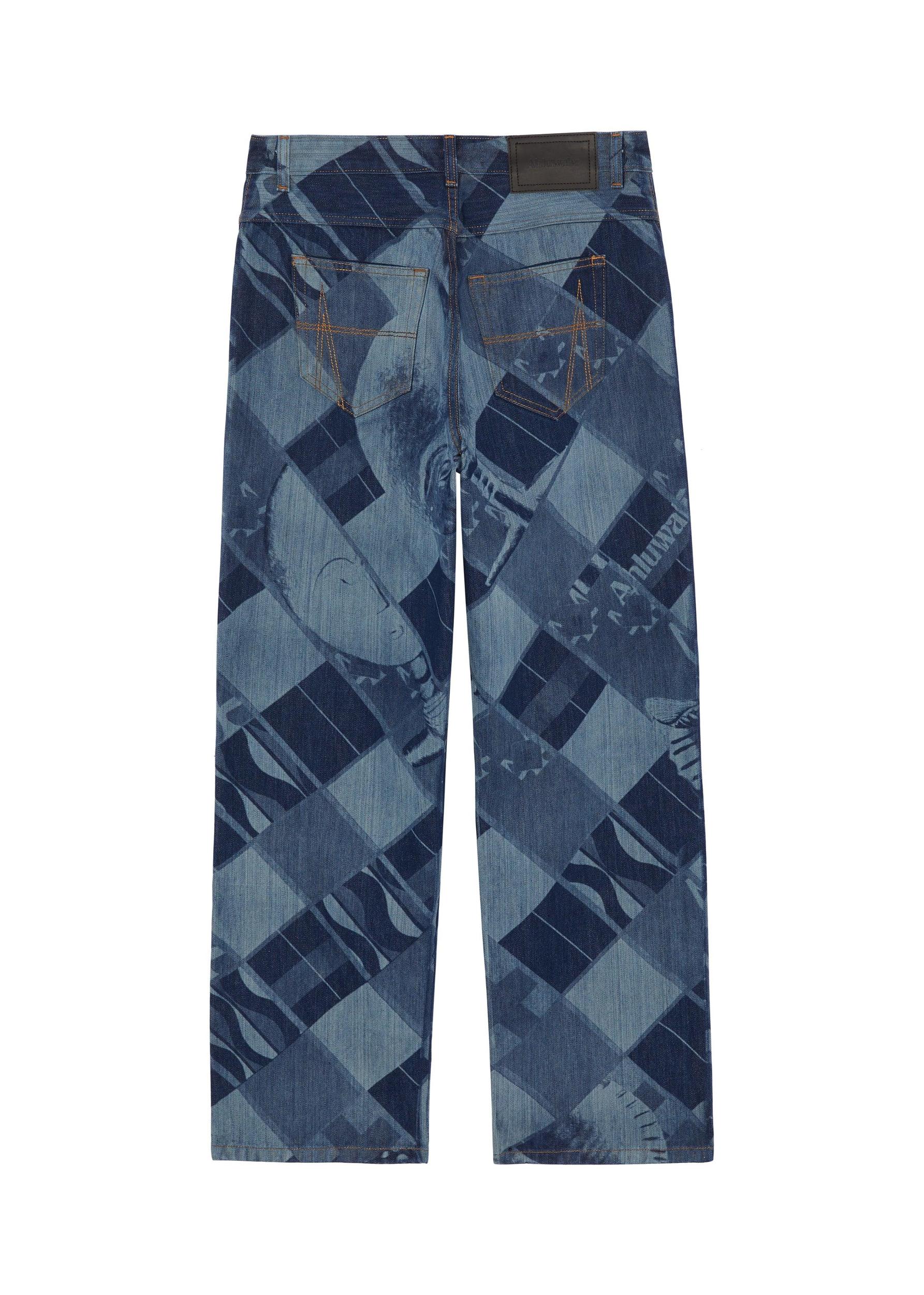 Signature Low Rise Jeans SS24 Female Product Image