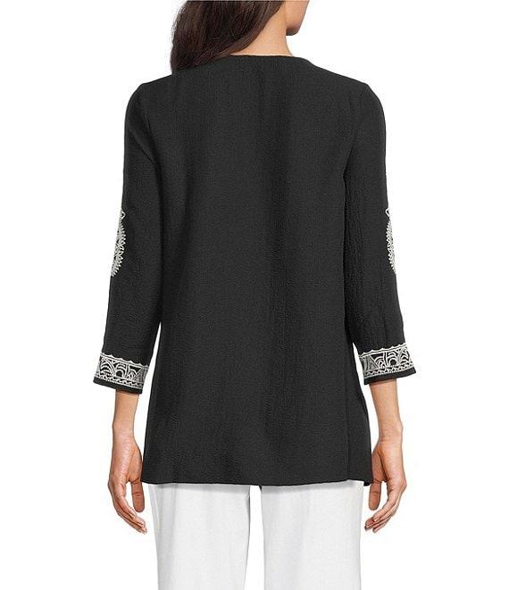 Calessa Embroidered Split V-Neck 3/4 Sleeve Tunic Product Image