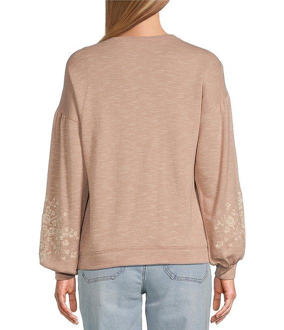 Nurture by Westbound Knit Long Sleeve Crew Neck Embroidered Sweatshirt Product Image