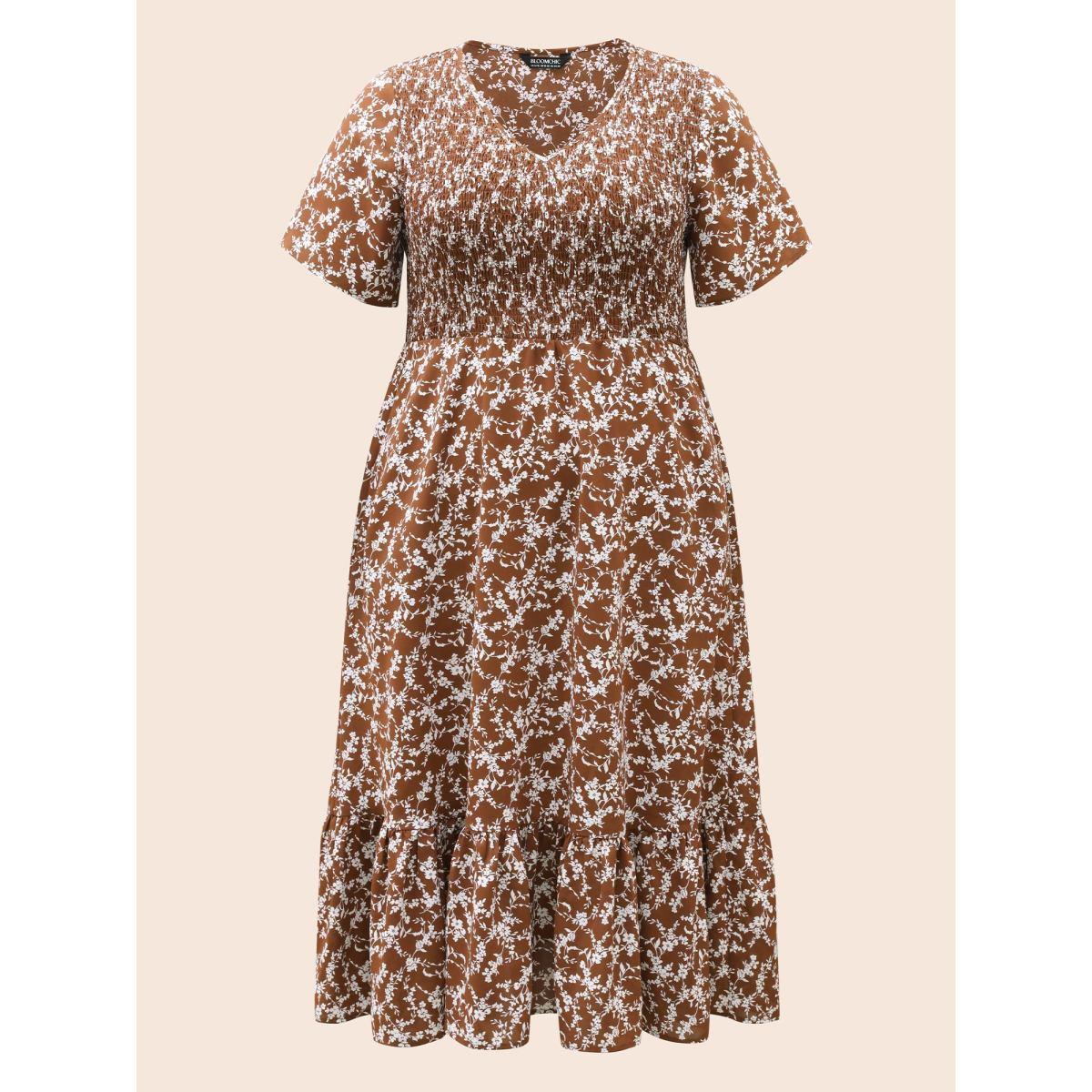 Plus Size Ditsy Floral Shirred Ruffle Hem Dress Browncoffeecolor Women Elegant Shirred V-neck Short sleeve Curvy BloomChic 26/4X Product Image