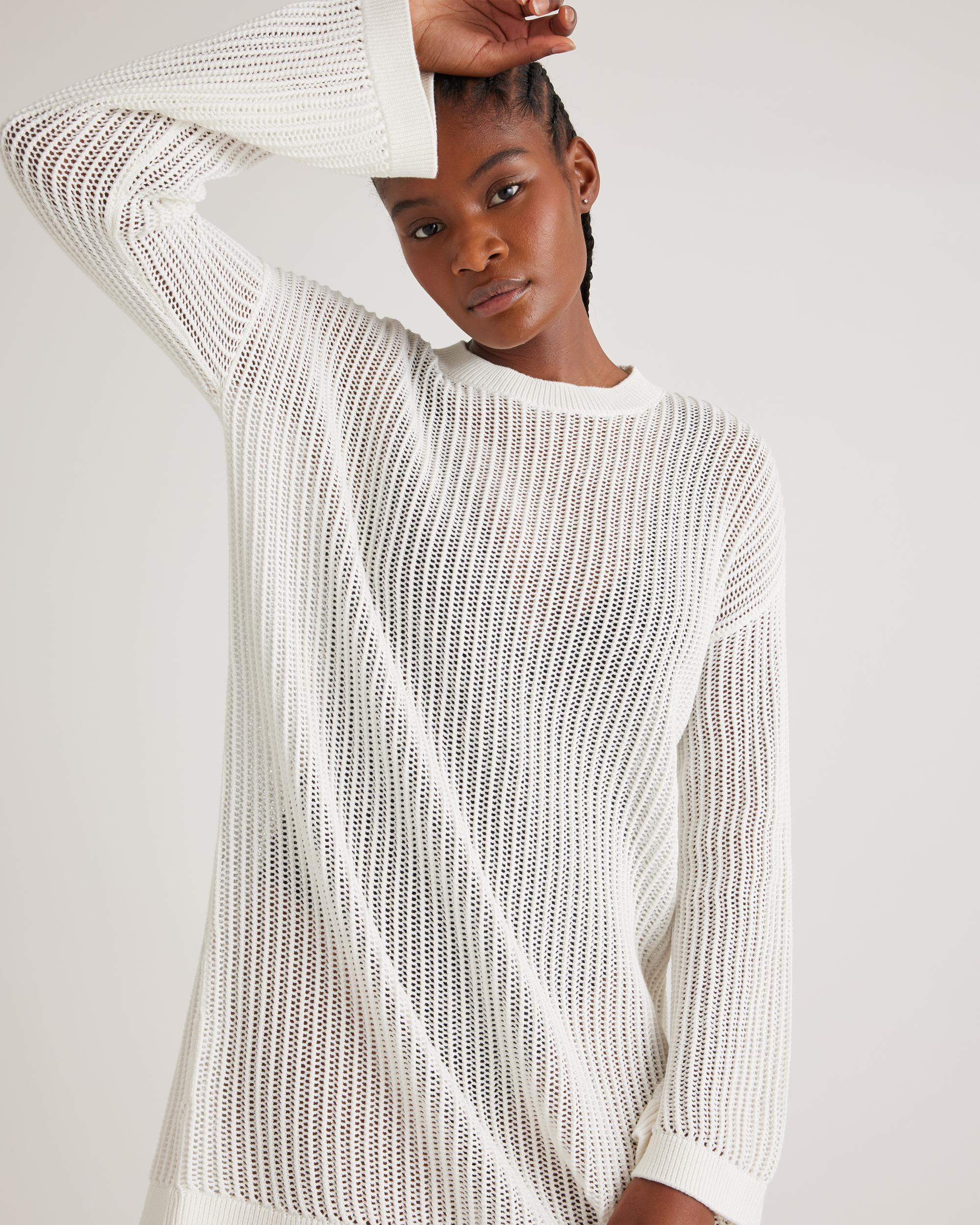 Quince | Women's Italian Plunge One-Piece Swimsuit Size XS, 78% Recycled Polyamide, 22% Spandex Product Image