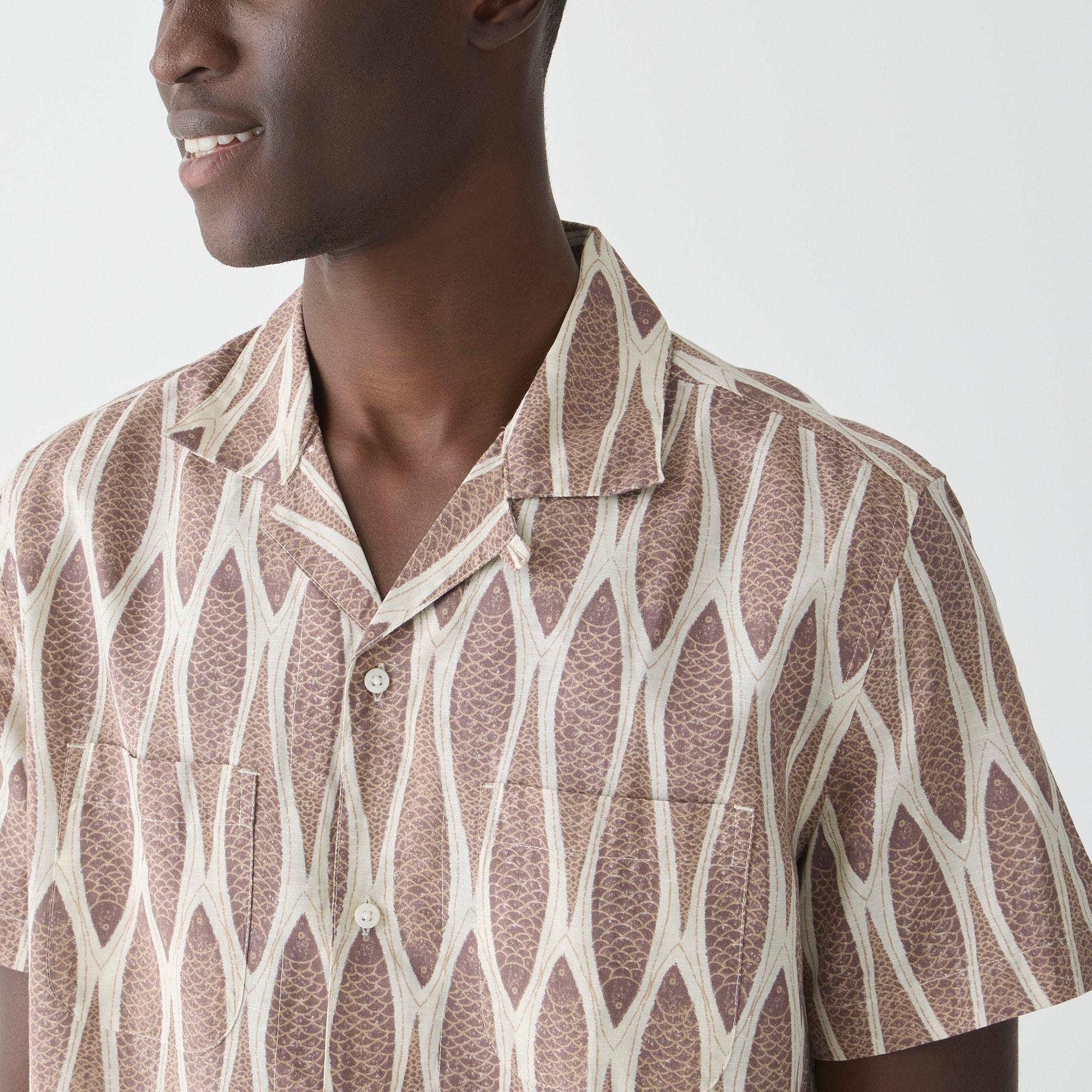 Short-sleeve slub cotton-linen blend camp-collar shirt in print Product Image
