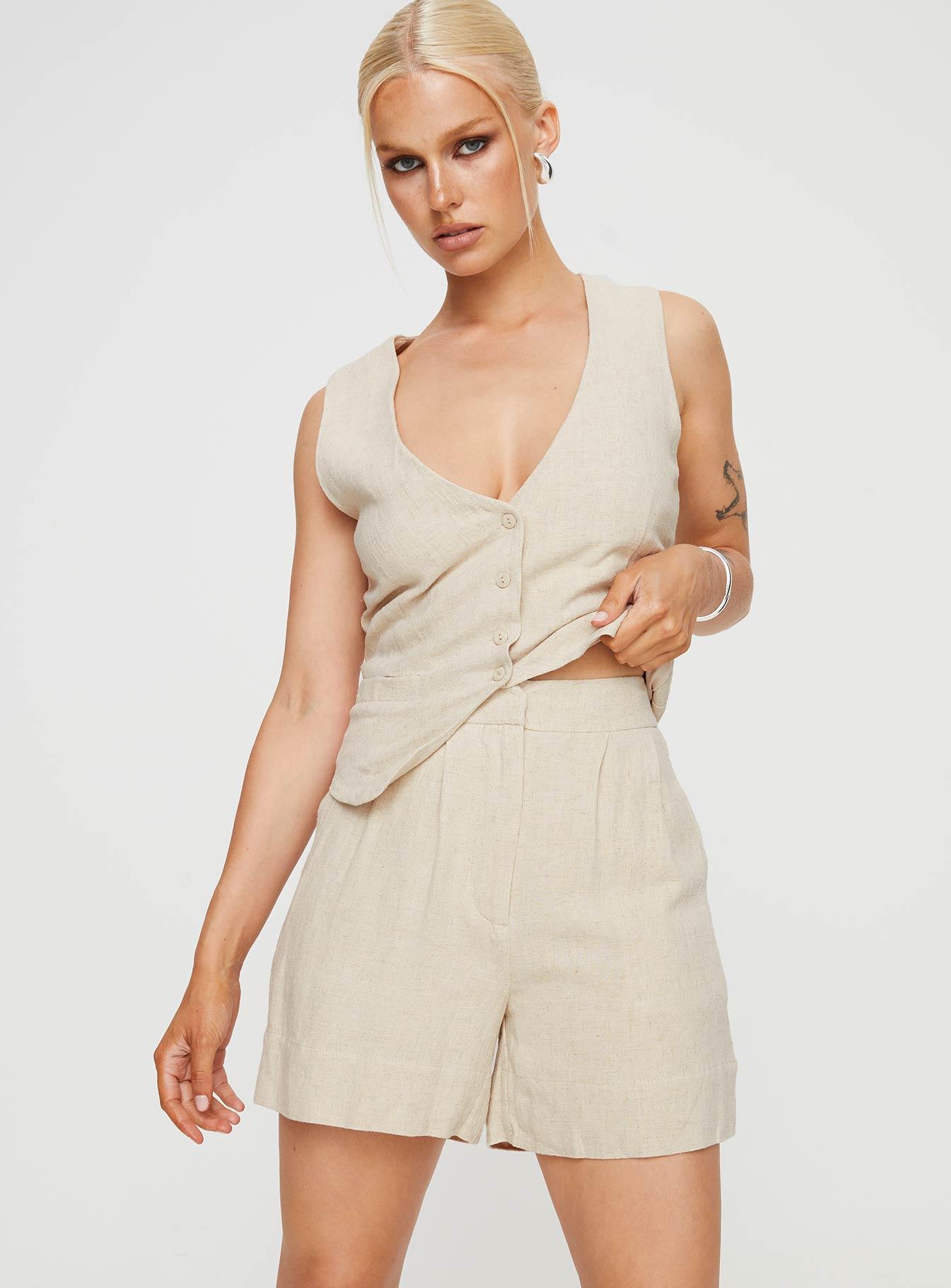 Bellair Linen Blend Shorts Beige Product Image