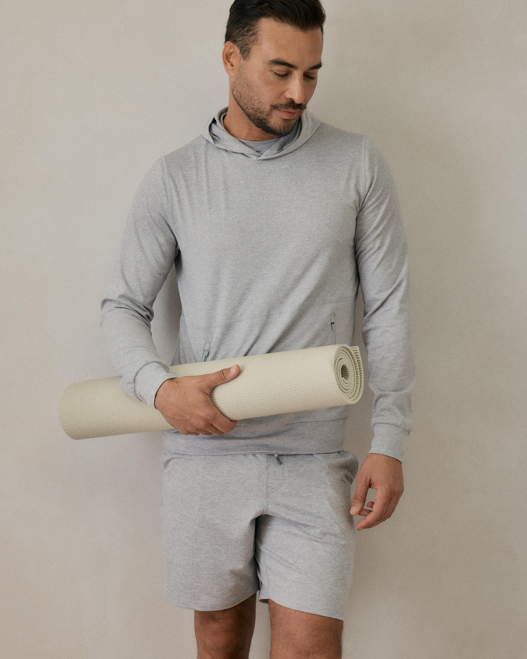 Quince | Men's Flowknit Performance Short Recycled Polyester Product Image