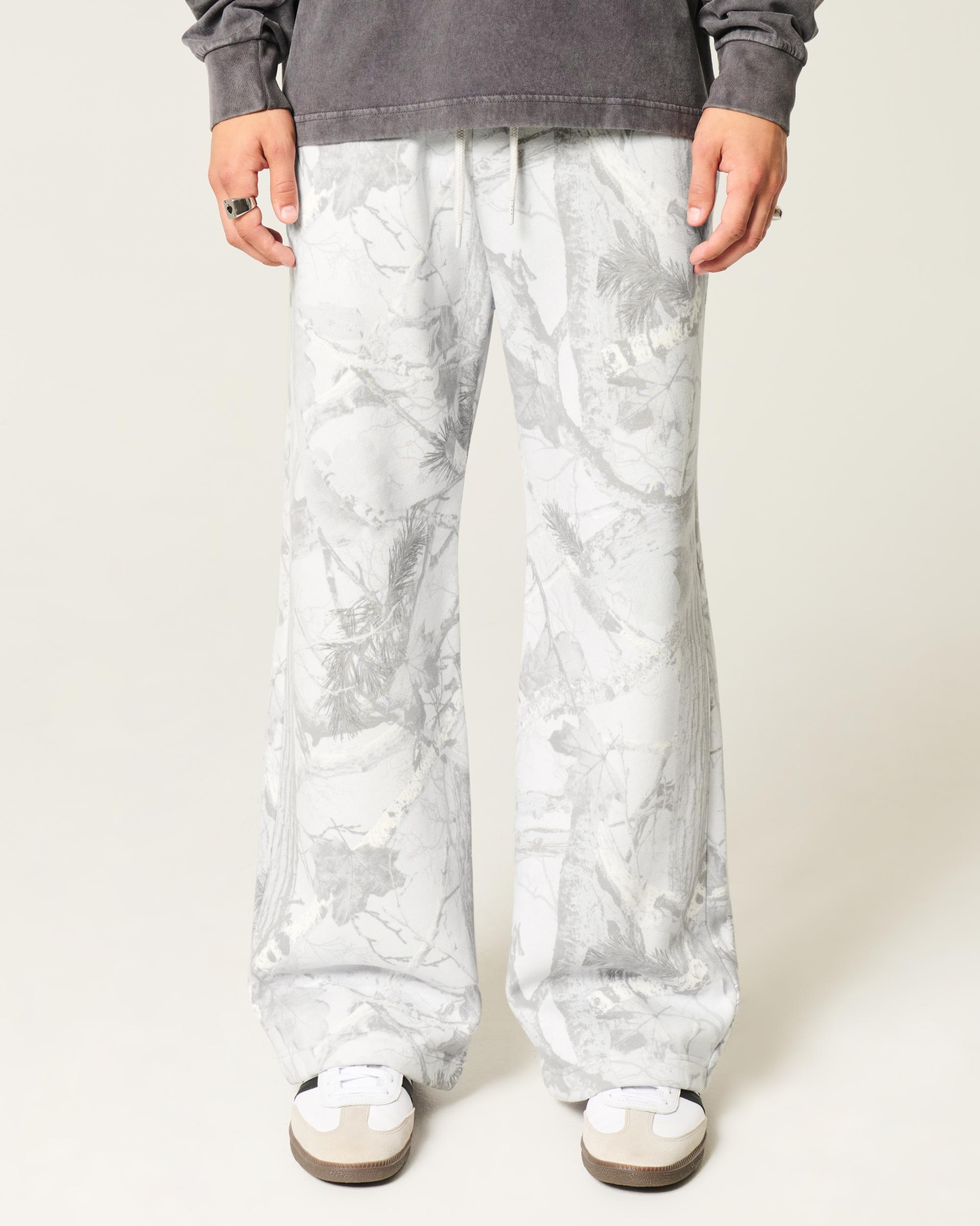 Applique Graphic Bootcut Sweatpants Product Image