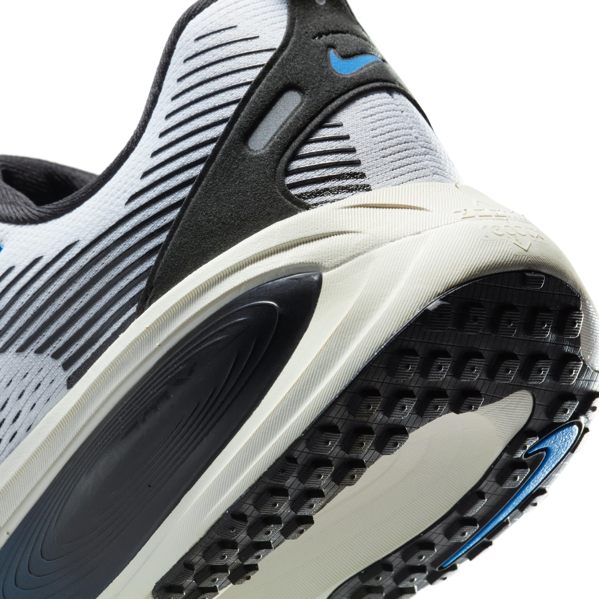 Nike Men's Vomero 1 Road Running Shoes Product Image