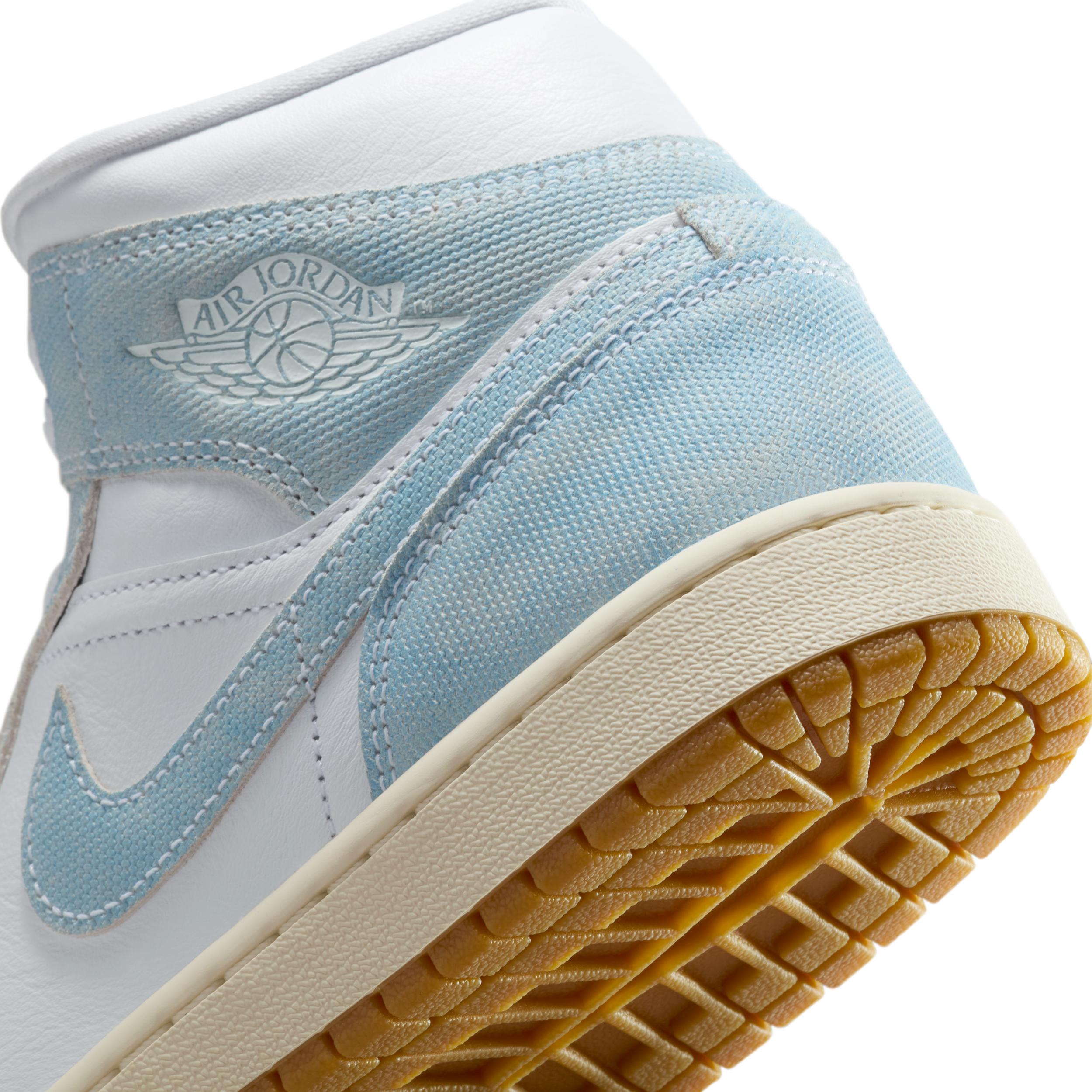 Jordan Womens Jordan Retro 1 Mid SE - Womens Basketball Shoes Worn Blue/Light Gum/White Product Image