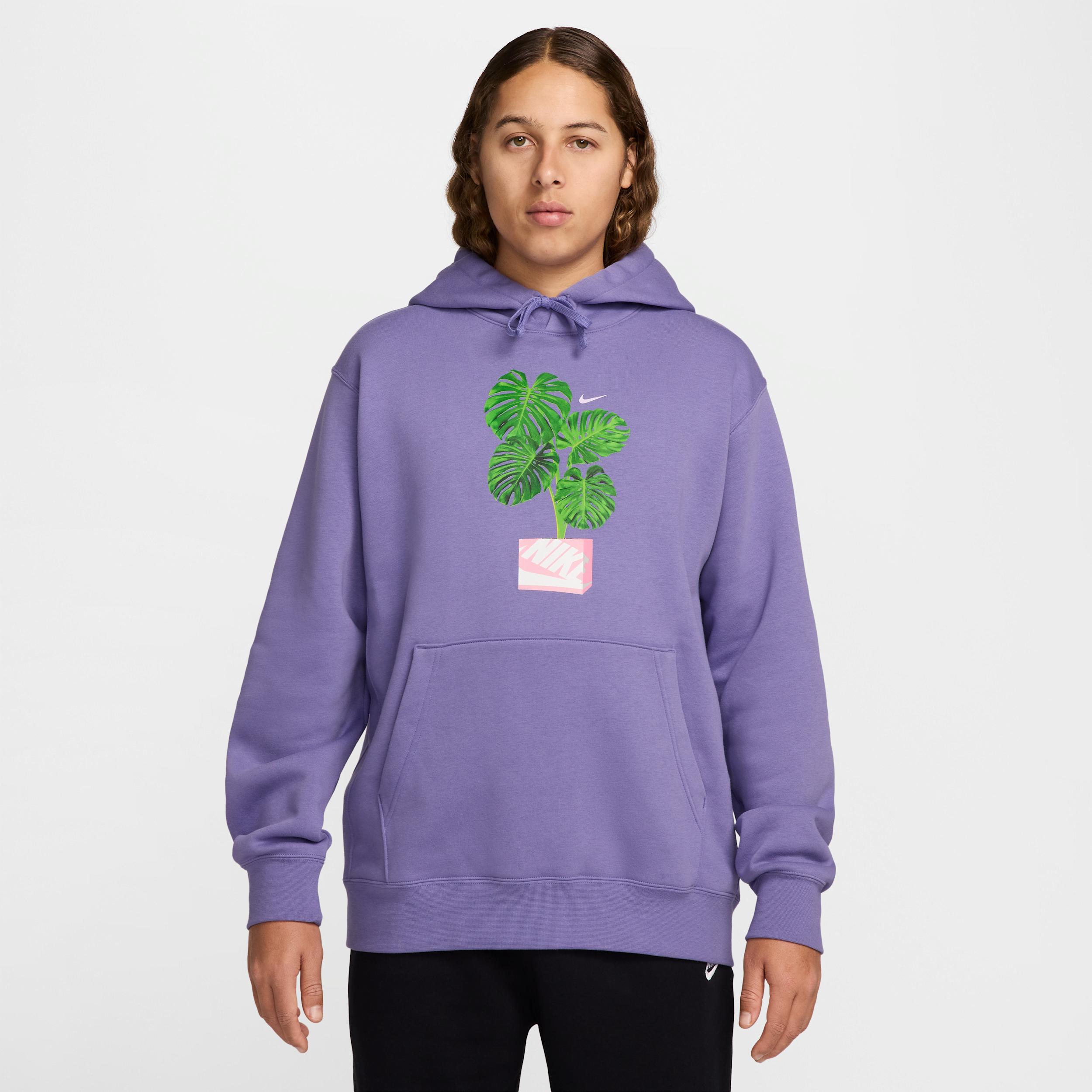 Nike Men's Club Pullover Hoodie Product Image
