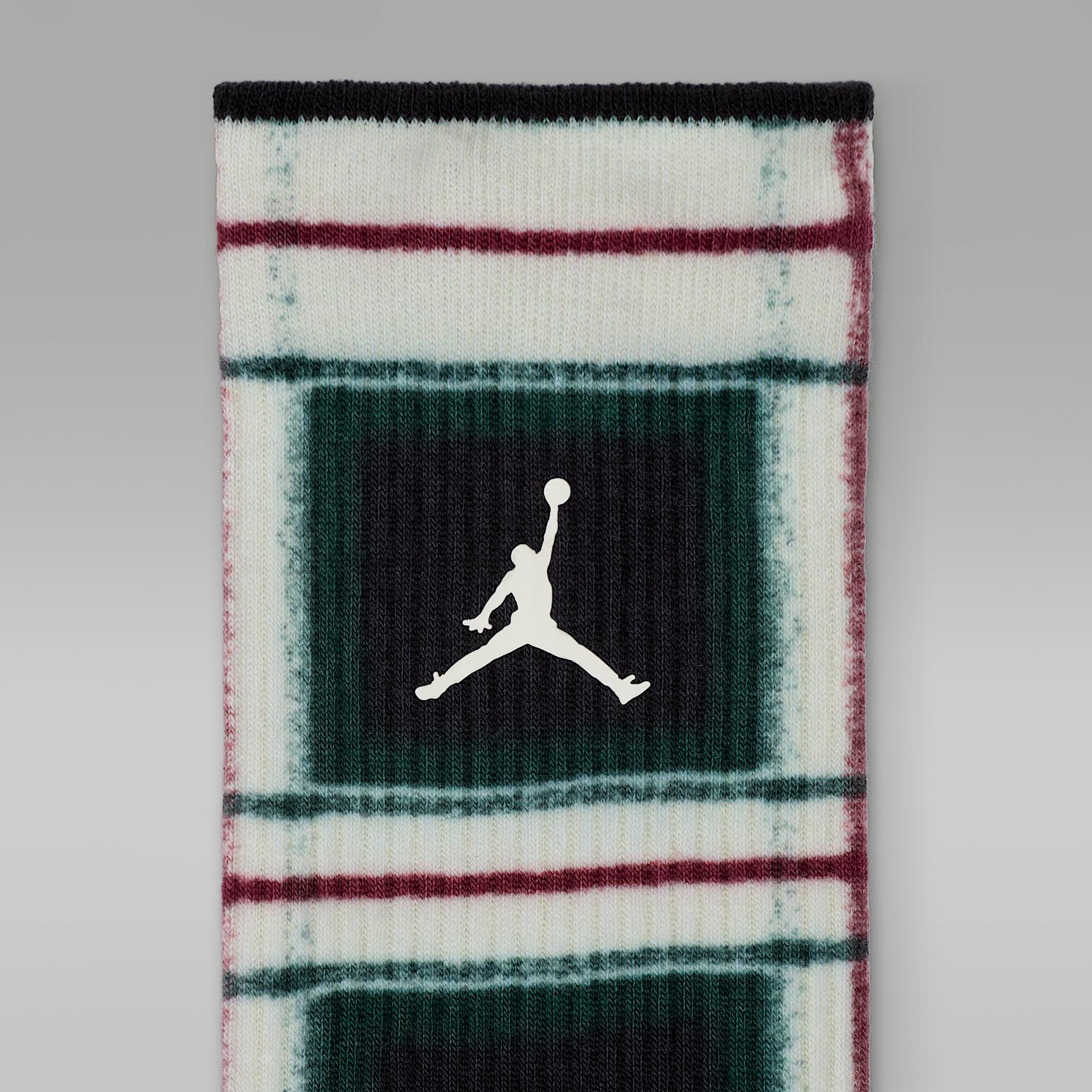 Jordan Everyday Essentials Holiday Crew Socks (1 Pair) Product Image