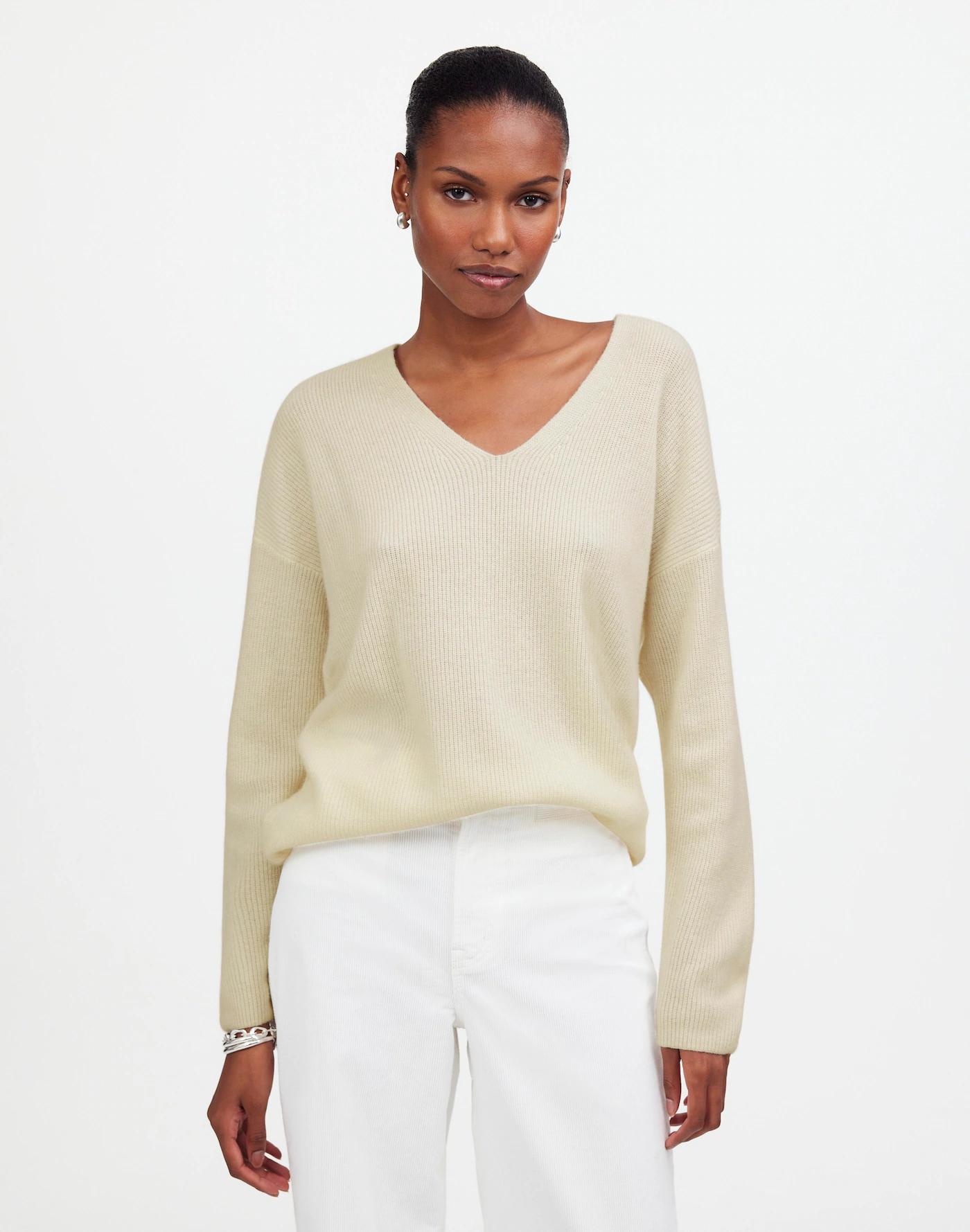 Ribbed Cashmere V-Neck Sweater Product Image