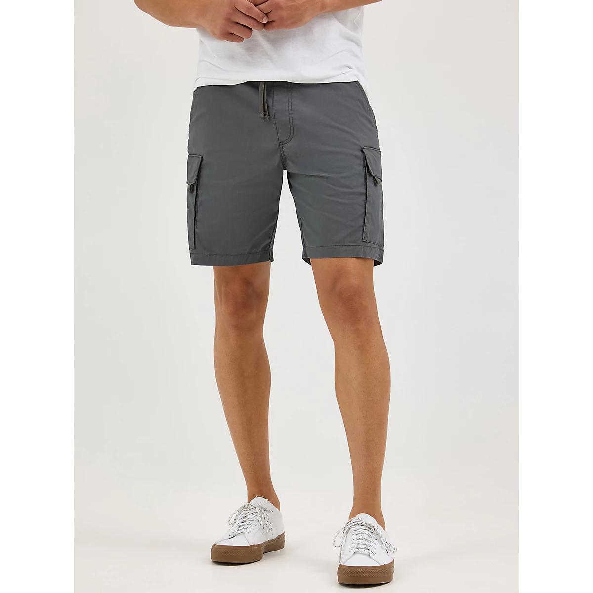 Men's Cargo Pull On Short in Prairie Sand Product Image