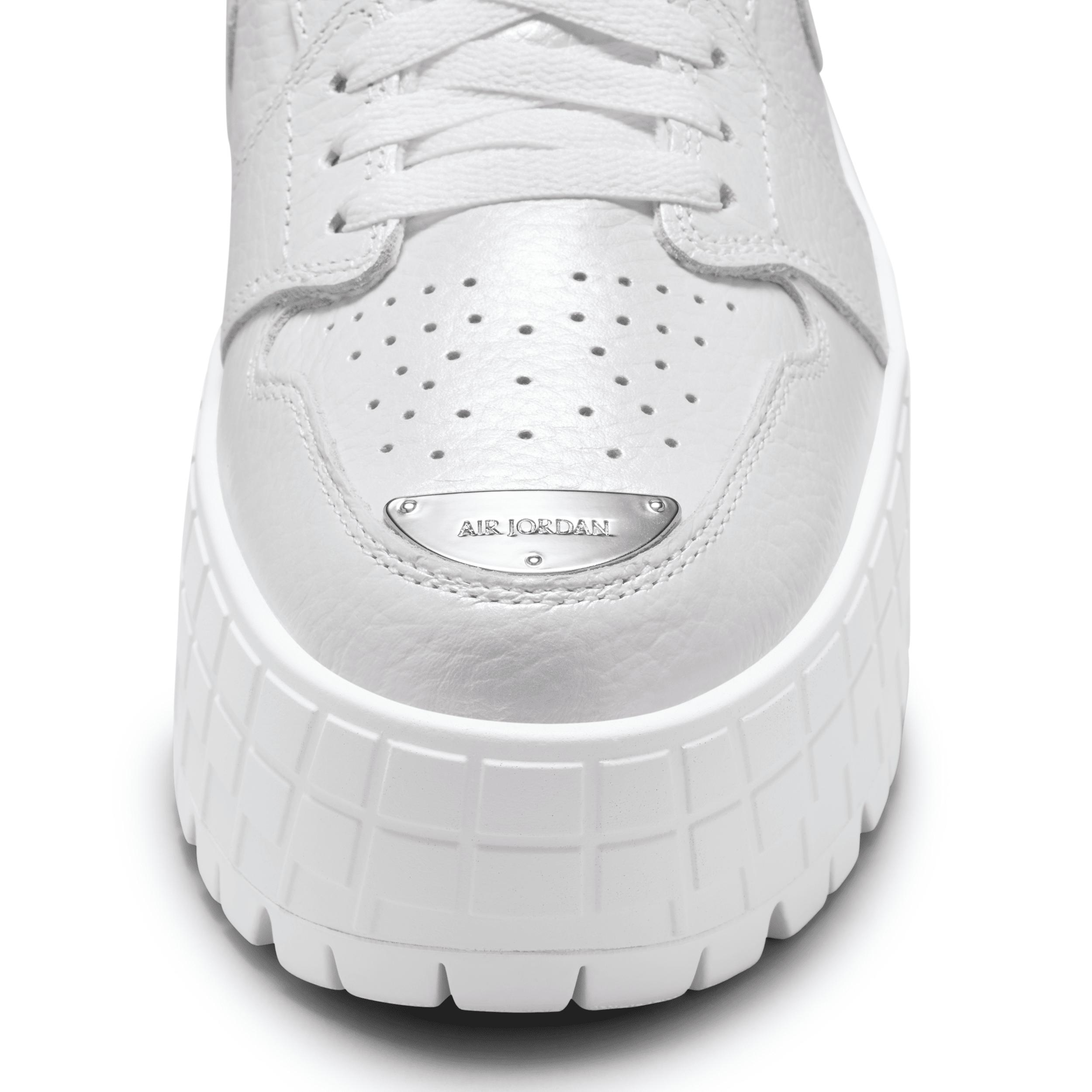 Women's Air Jordan 1 Brooklyn Low Shoes Product Image