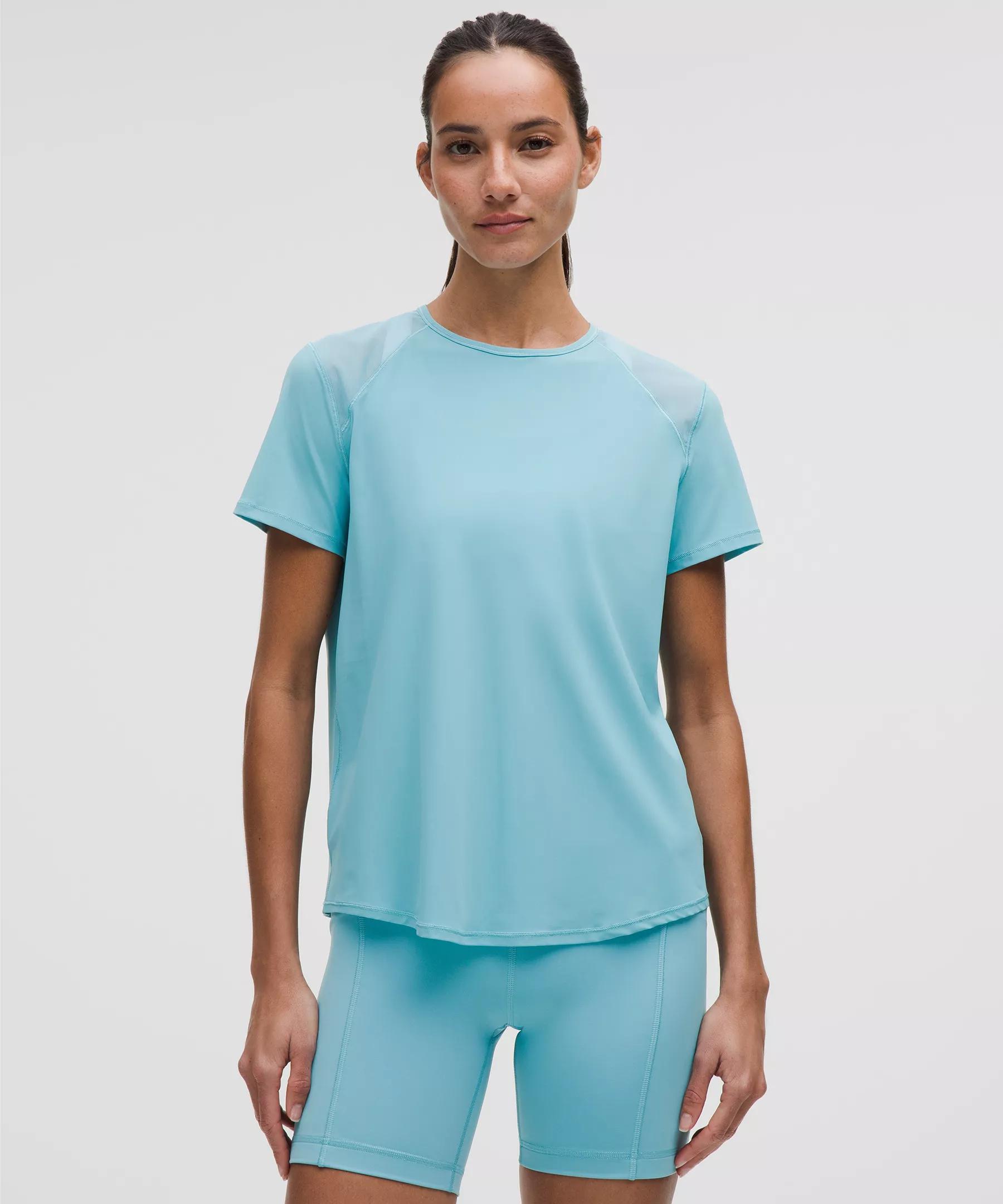 Sculpt Short-Sleeve Shirt Product Image