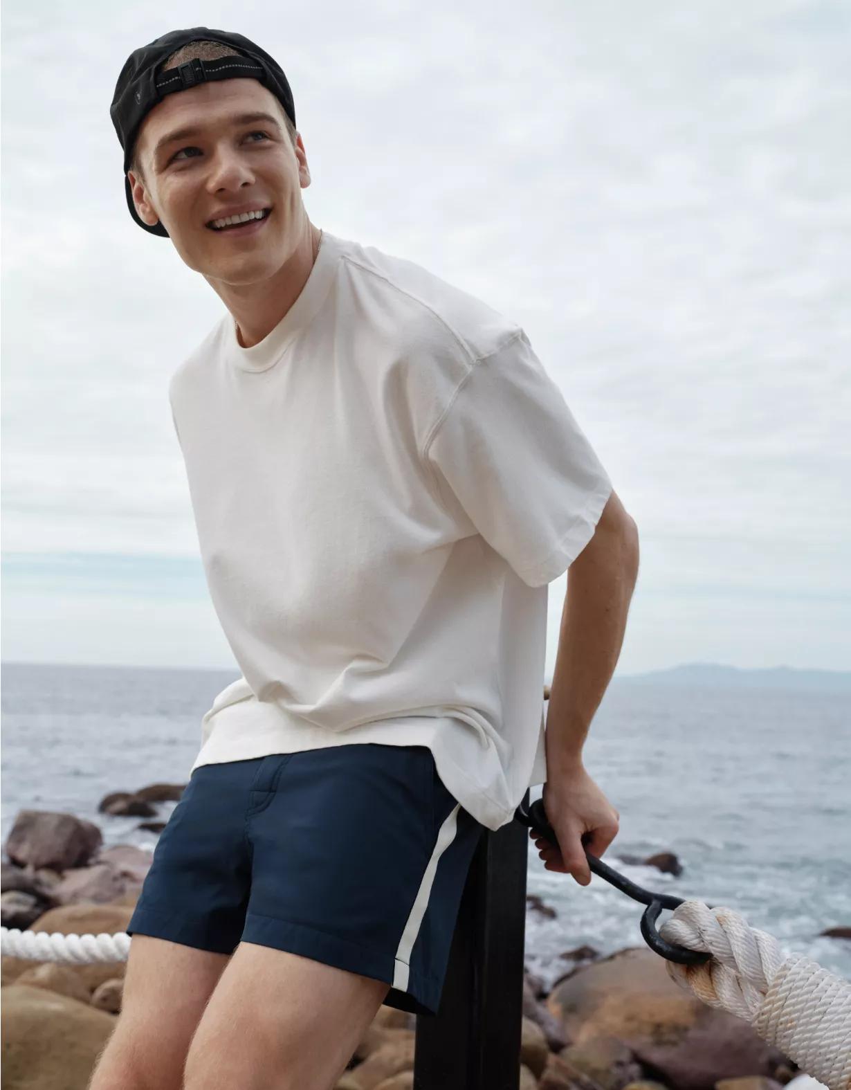 AE Men's 3" Poolside Swim Short Product Image