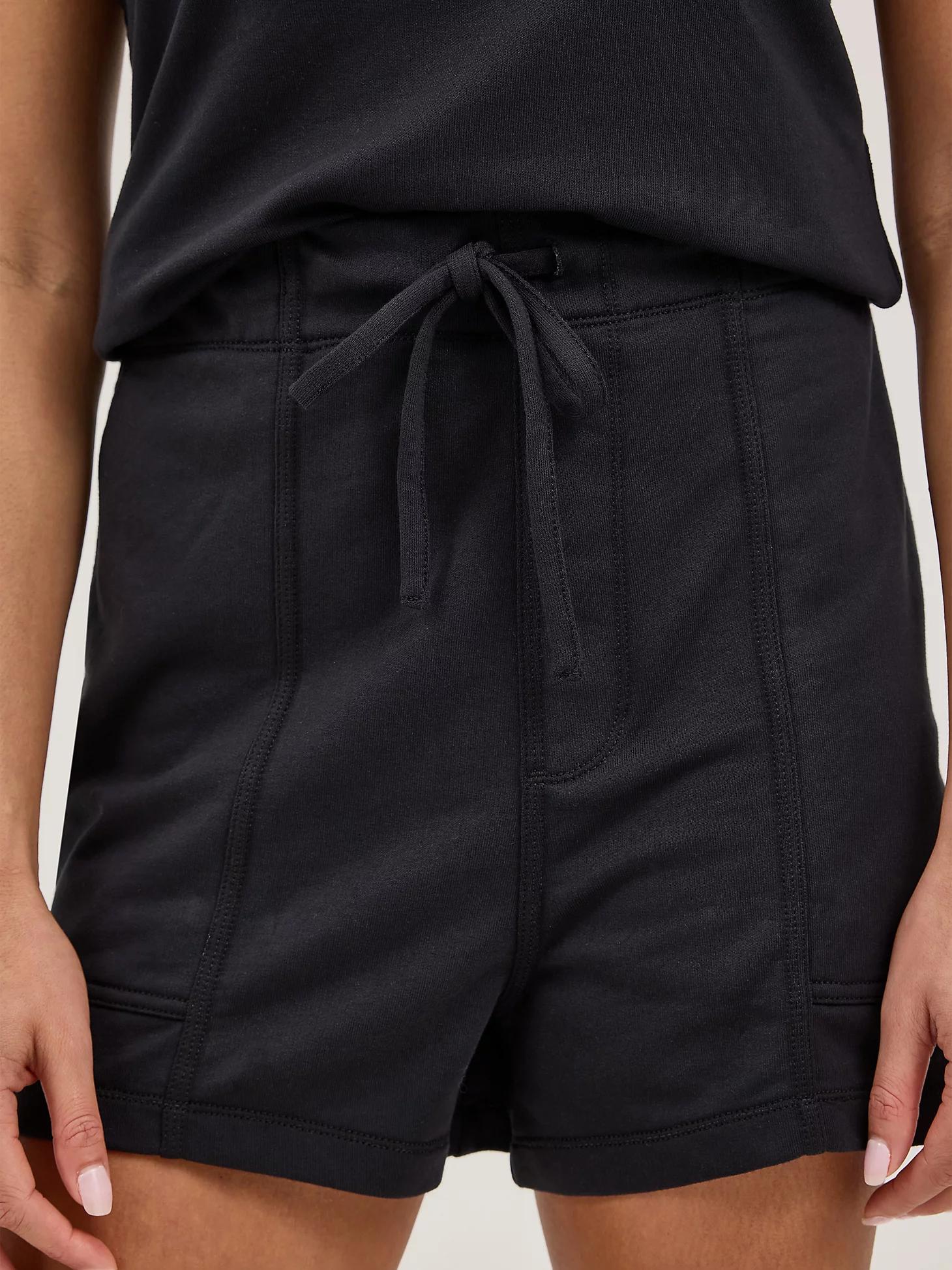 Women's Loose Utility Pull On Short | Women's Shorts | Lee® Product Image