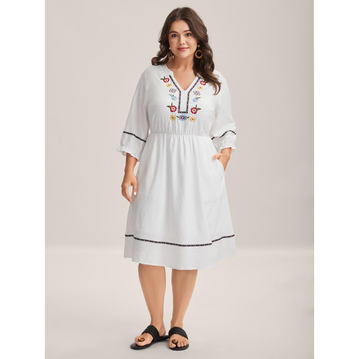 Plus Size Floral Print A-Line Solid Midi Dress Originalwhite Women Flat collar with V-notch Elbow-length sleeve Curvy BloomChic 14-16/1X Product Image