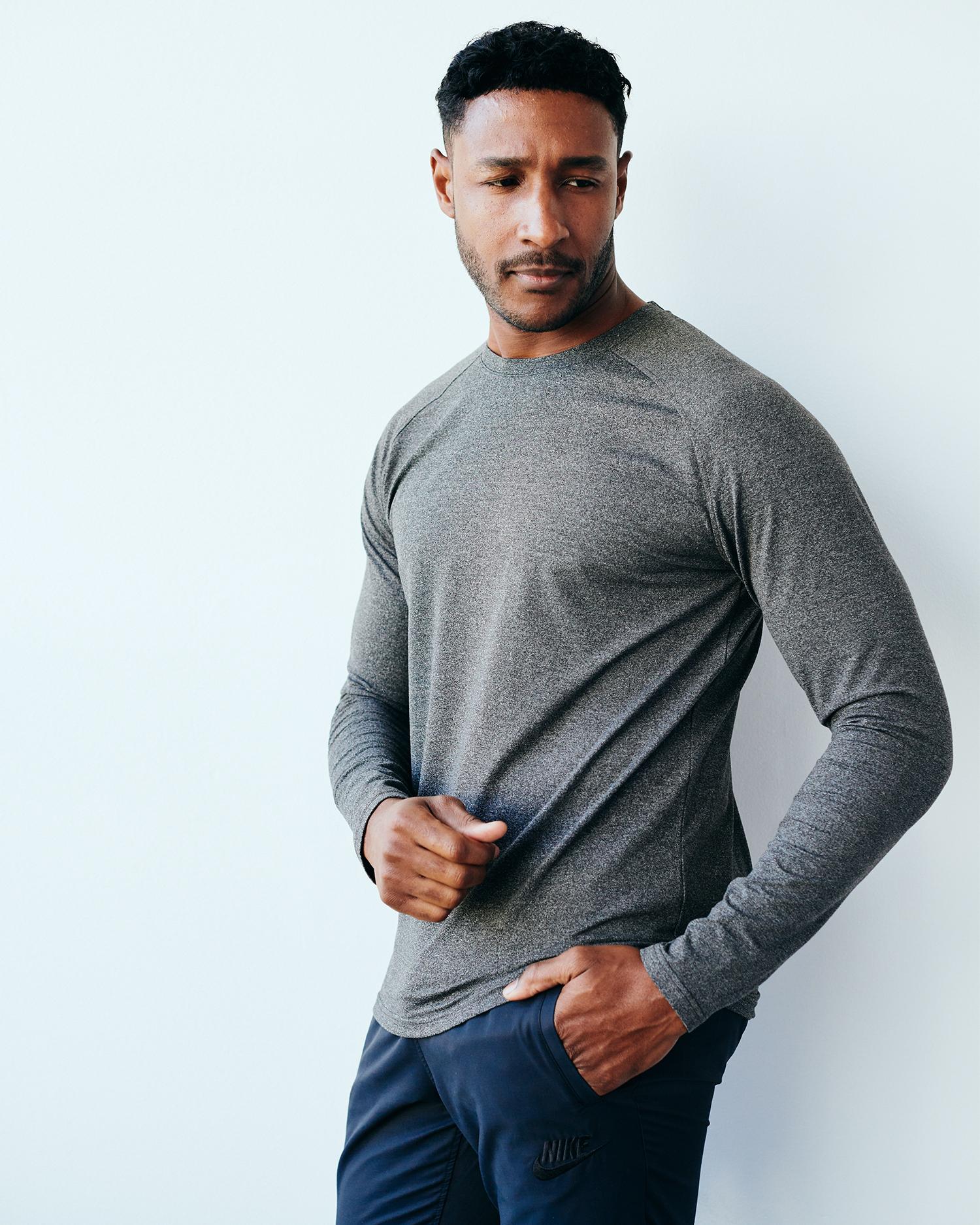 Quince | Men's Super Soft Performance Long Sleeve T-Shirt Flowknit Activewear, 100% Polyester Product Image