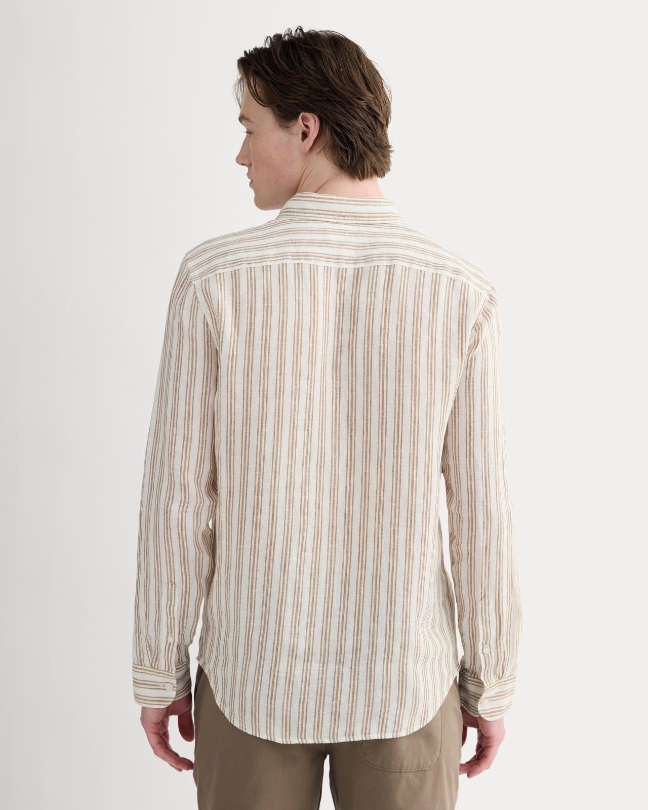 Mens Classic Shirt in Linen by Everlane Product Image