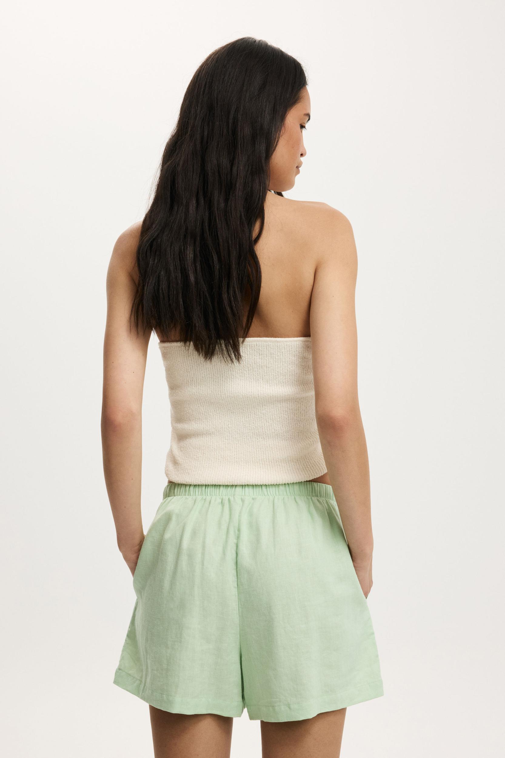 Haven Short Product Image