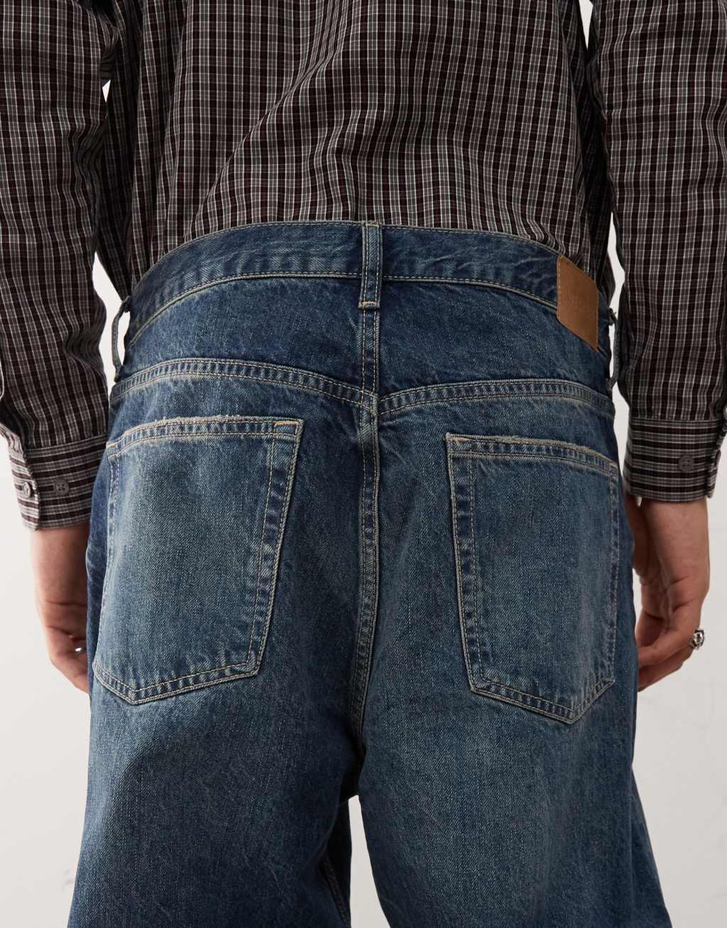 Weekday Galaxy loose fit baggy jeans in dark blue wash Product Image