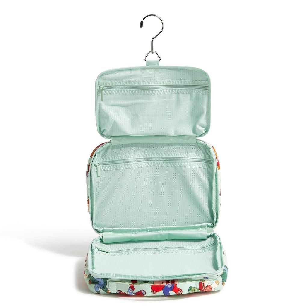 Outlet Essential Hanging Travel Organizer Product Image