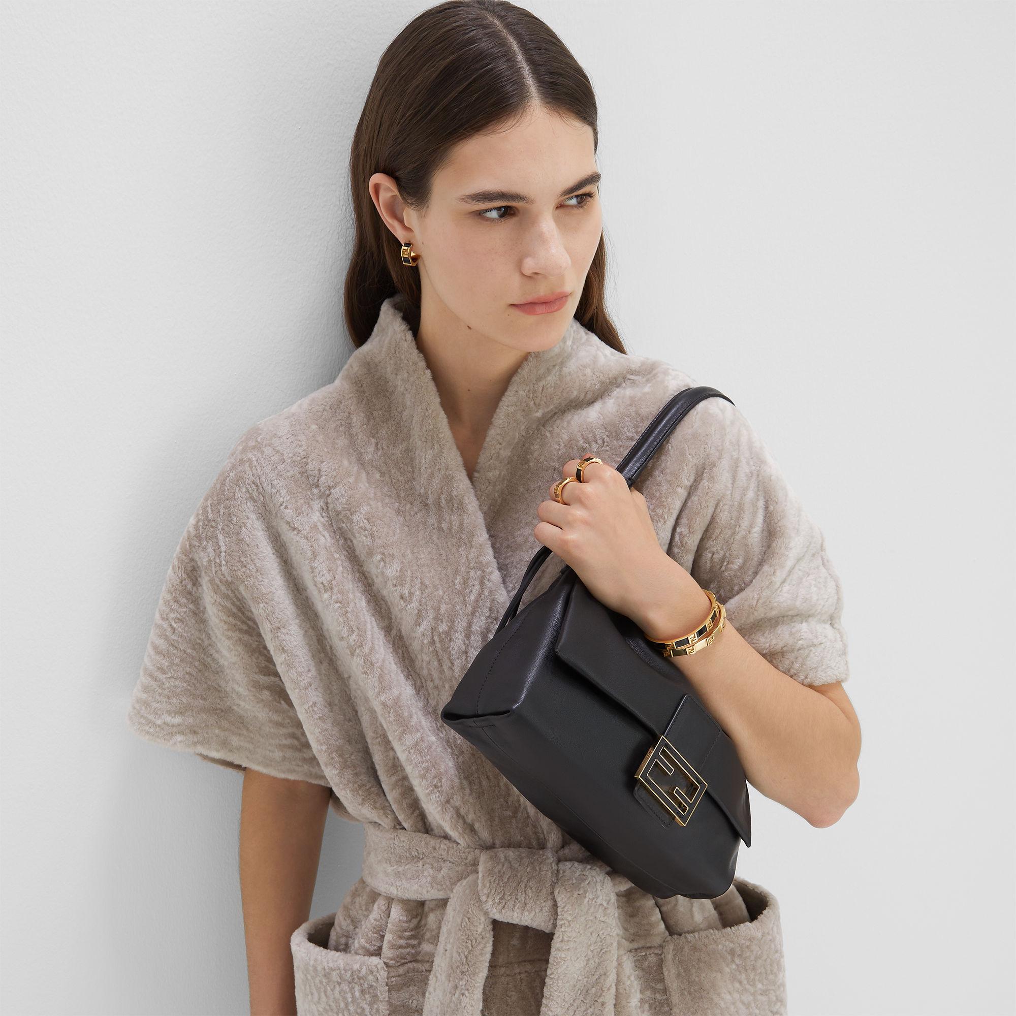 Mamma Baguette MediumBlack nappa leather bag Product Image