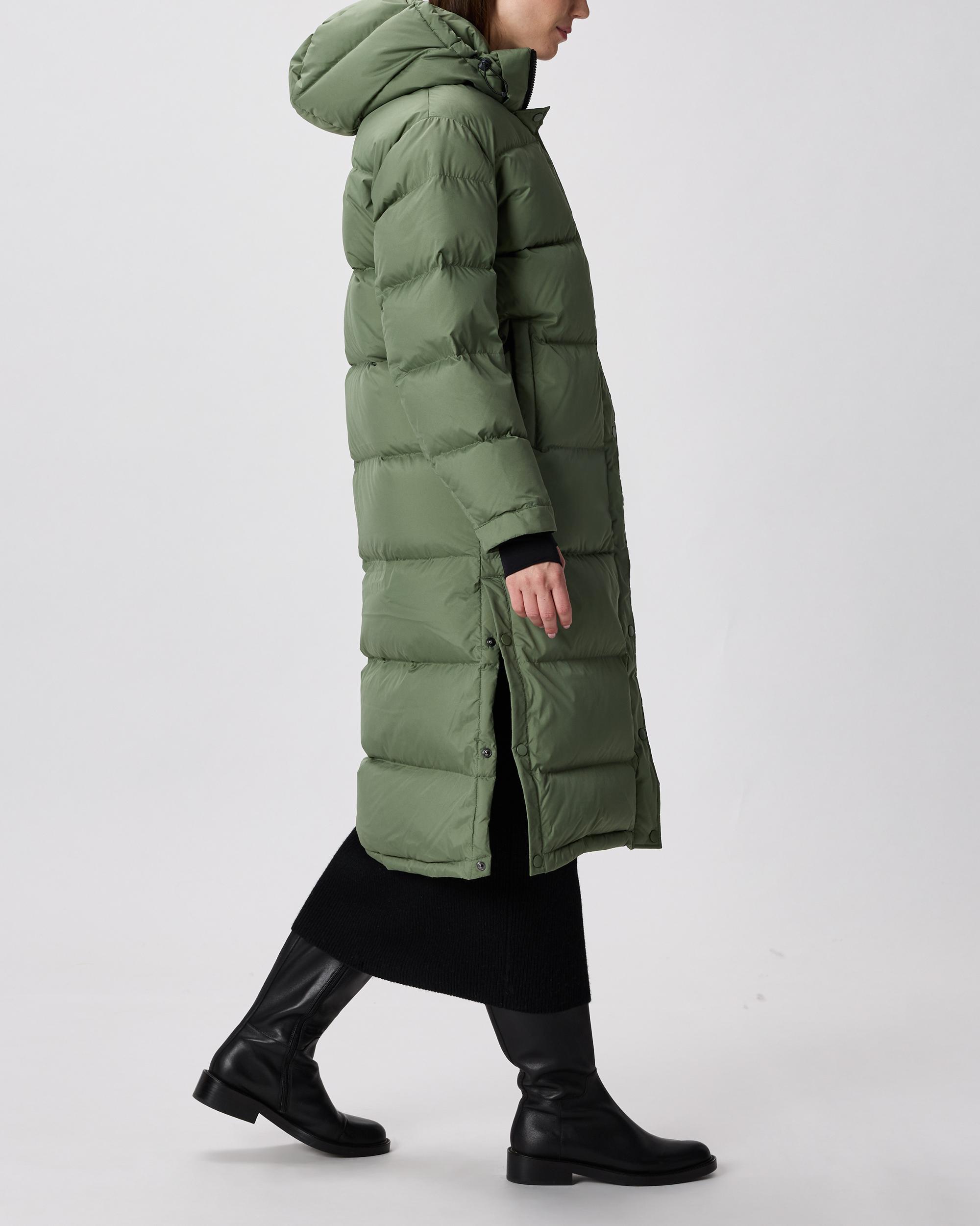 Quince | Women's Responsible Down Long Puffer Jacket Recycled Polyester Product Image