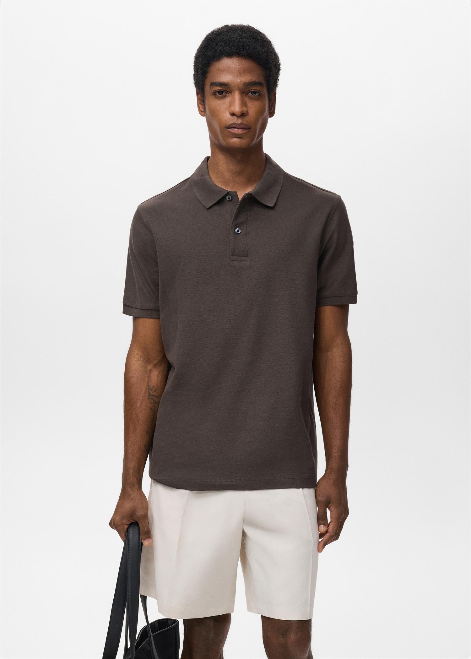Regular-fit cotton piqué polo shirt - Men | MANGO USA Product Image