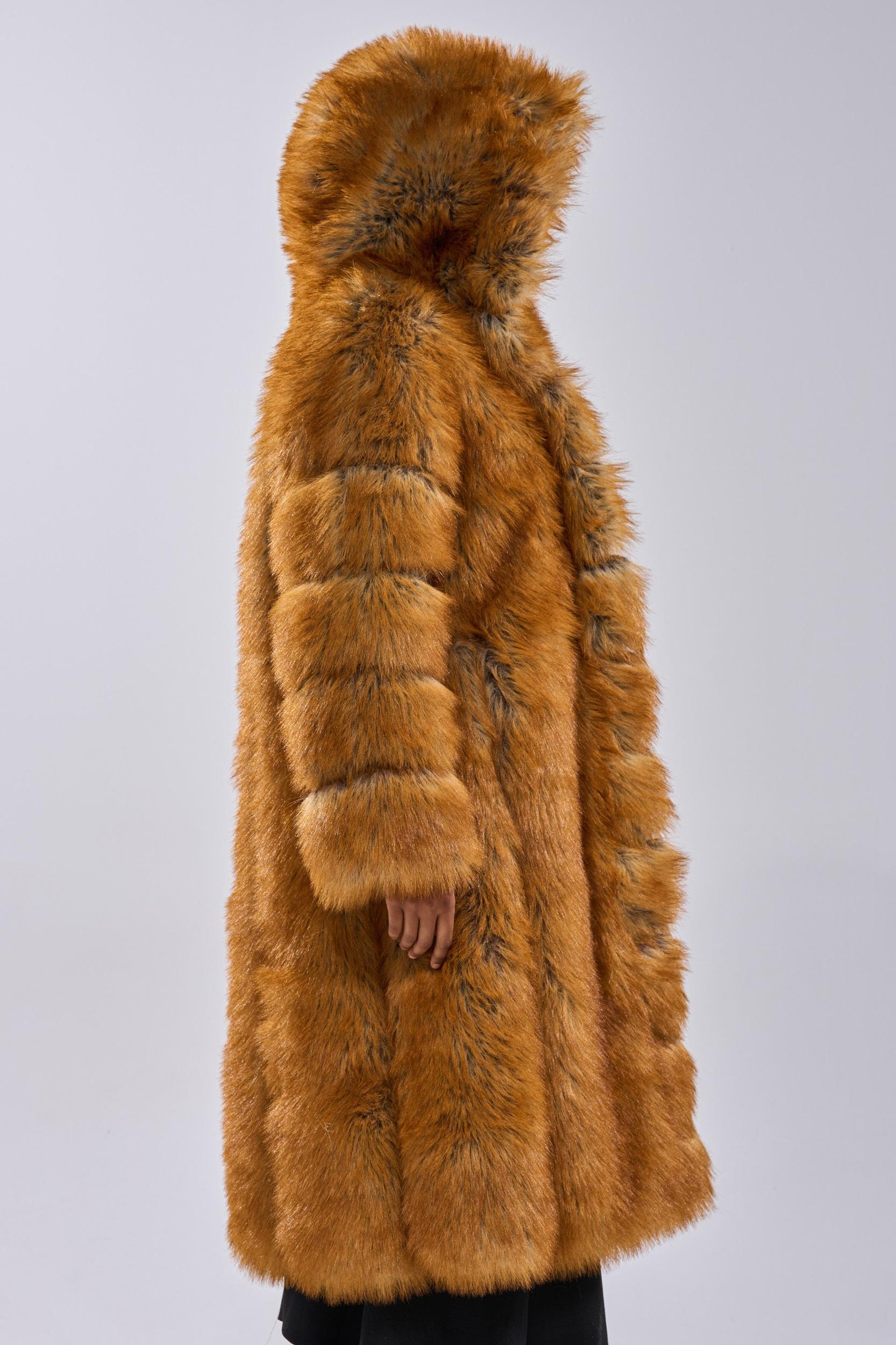 OLD MONEY FAUX FUR COAT Product Image