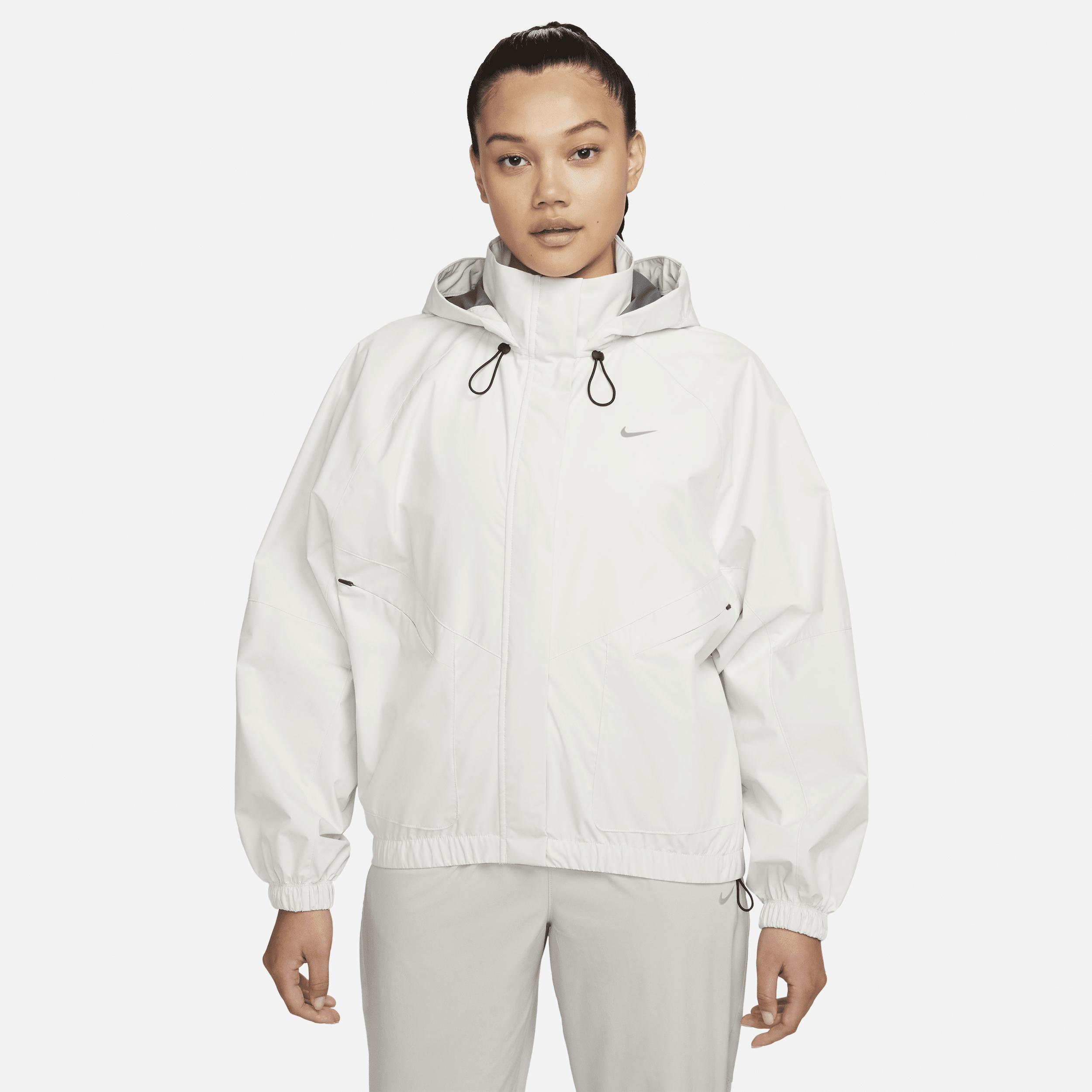 Nike Storm-FIT Swift Women's Running Jacket Product Image