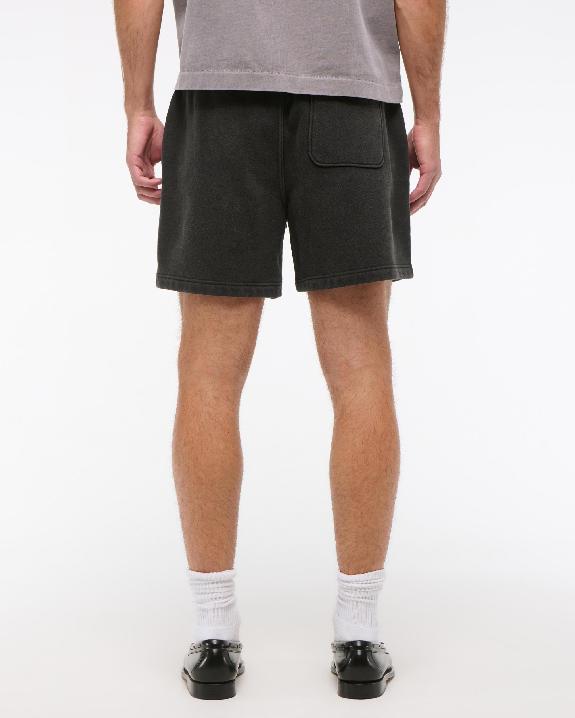 Essential Short Product Image