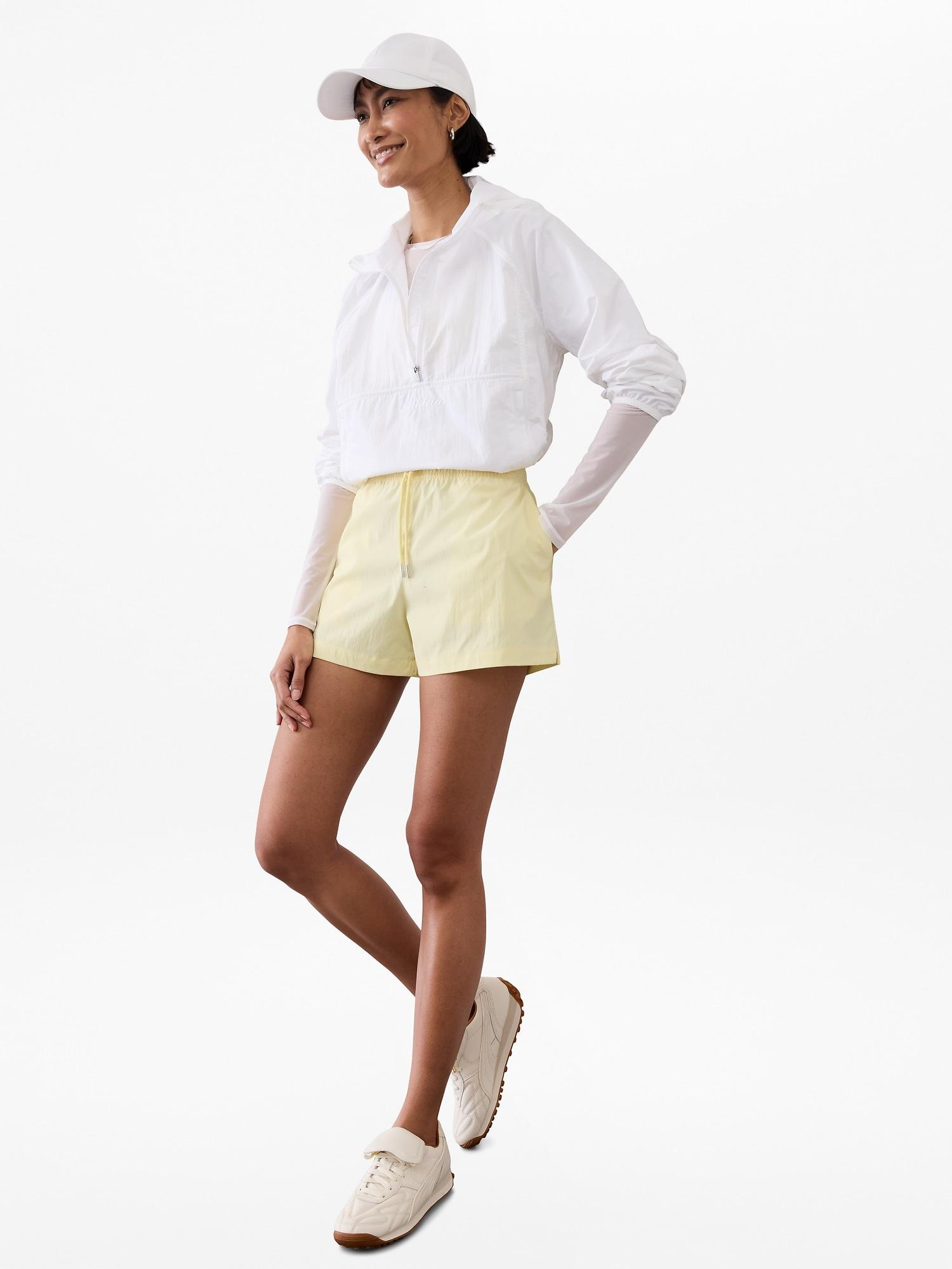 Midday Mid Rise Short Product Image