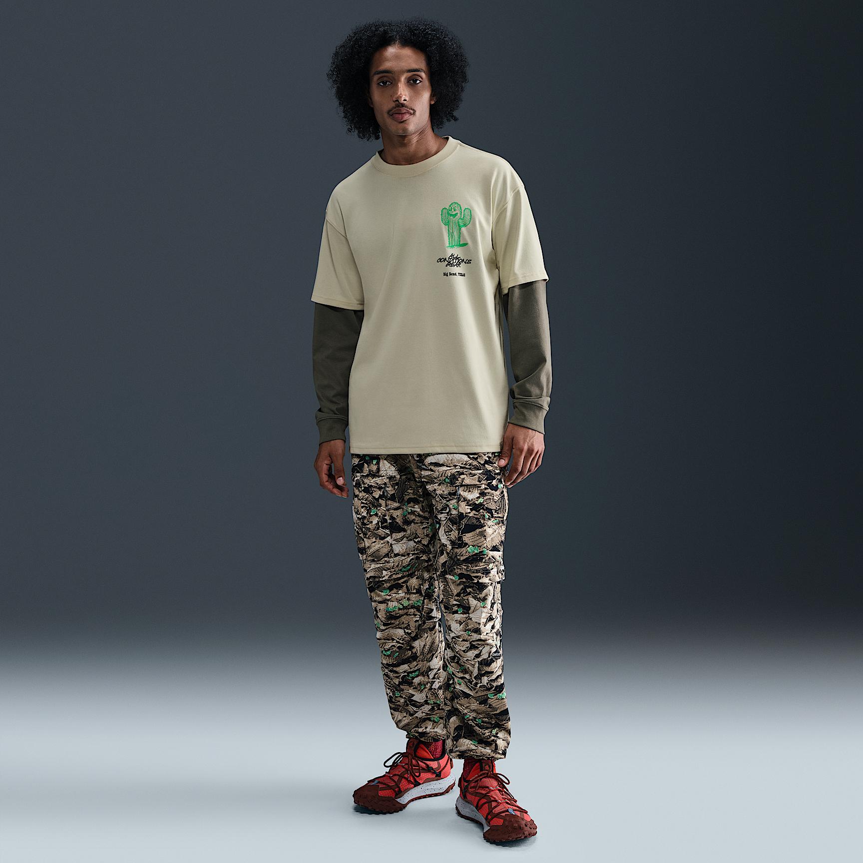 Mens Nike ACG T-Shirt | HV1296-010 Product Image