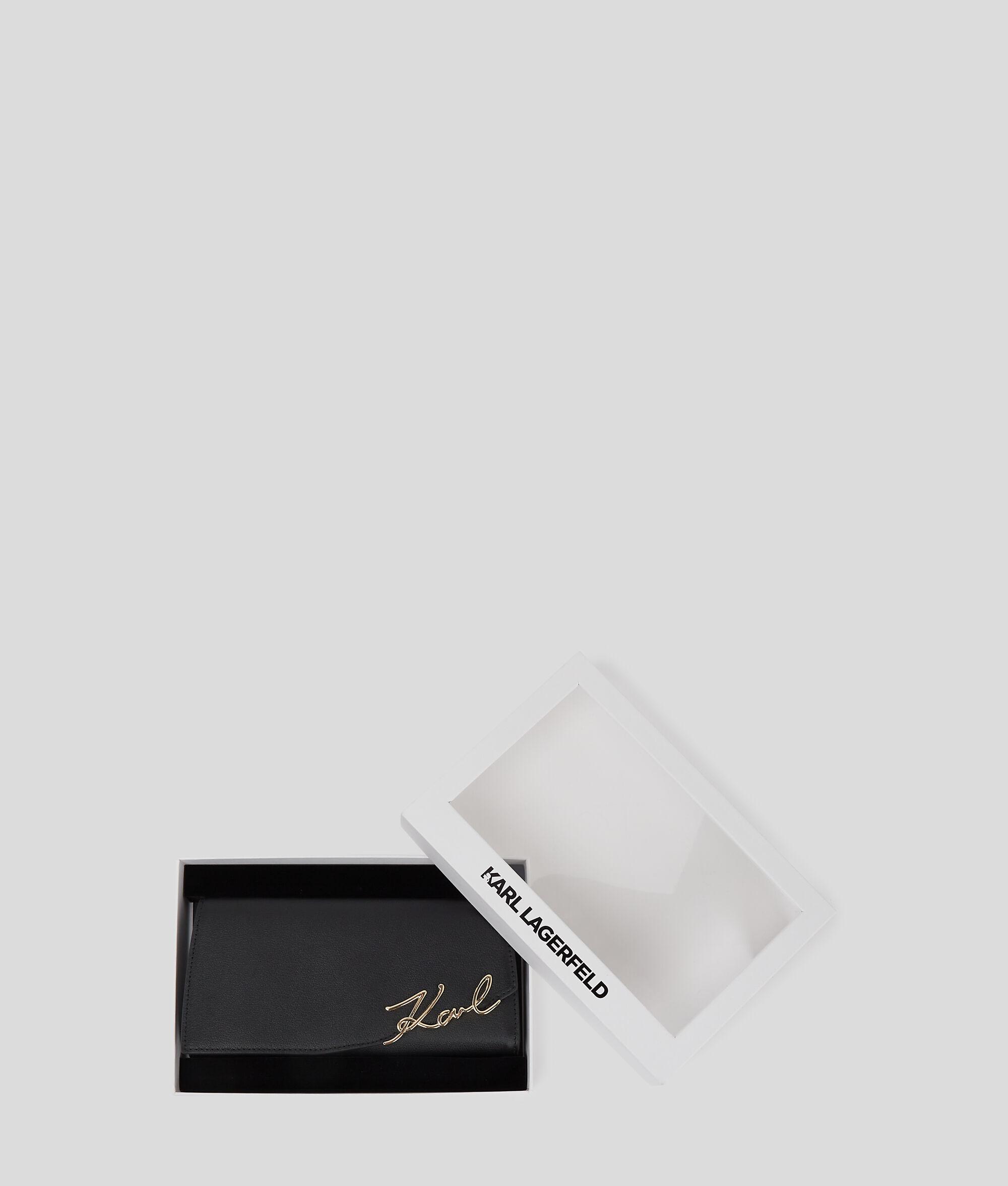 K/SIGNATURE WALLET ON CHAIN Product Image