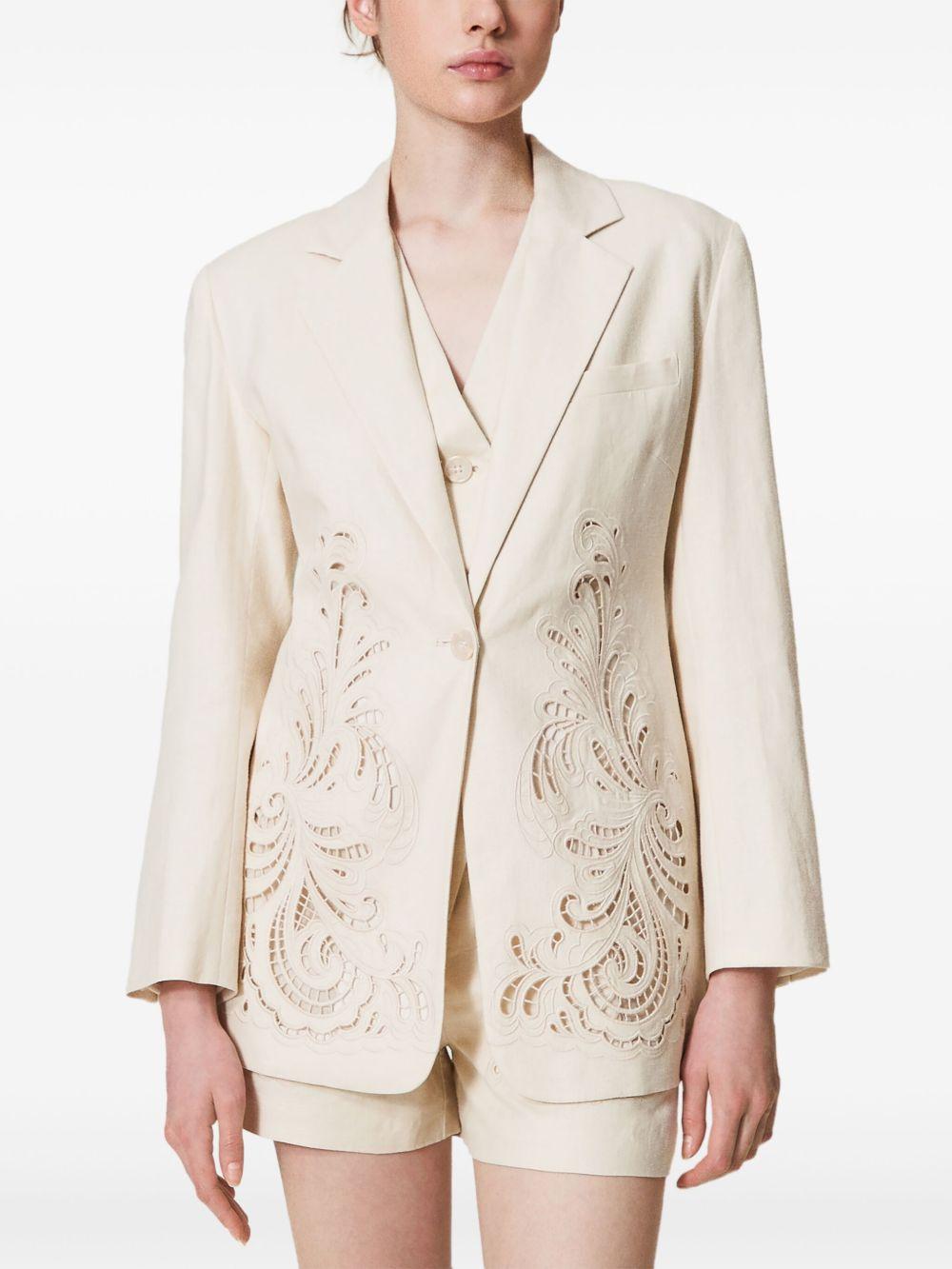 embroidered blazer Product Image