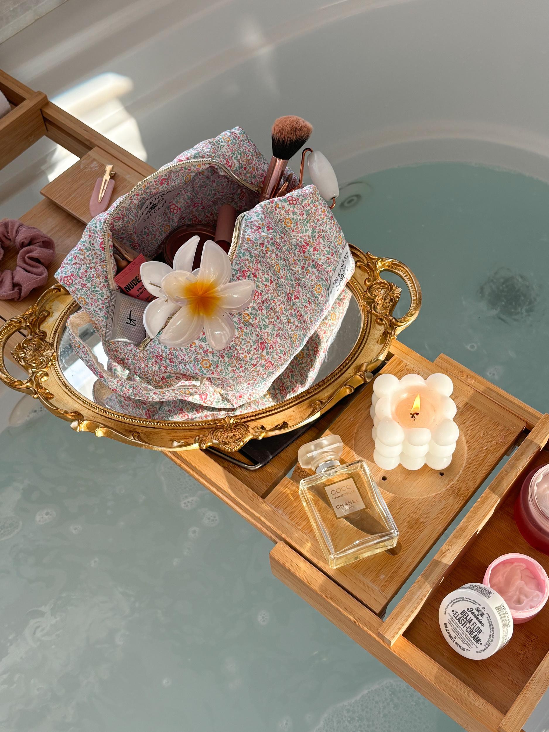 Medium Floral Day In The Park Handmade Handle Bag Product Image