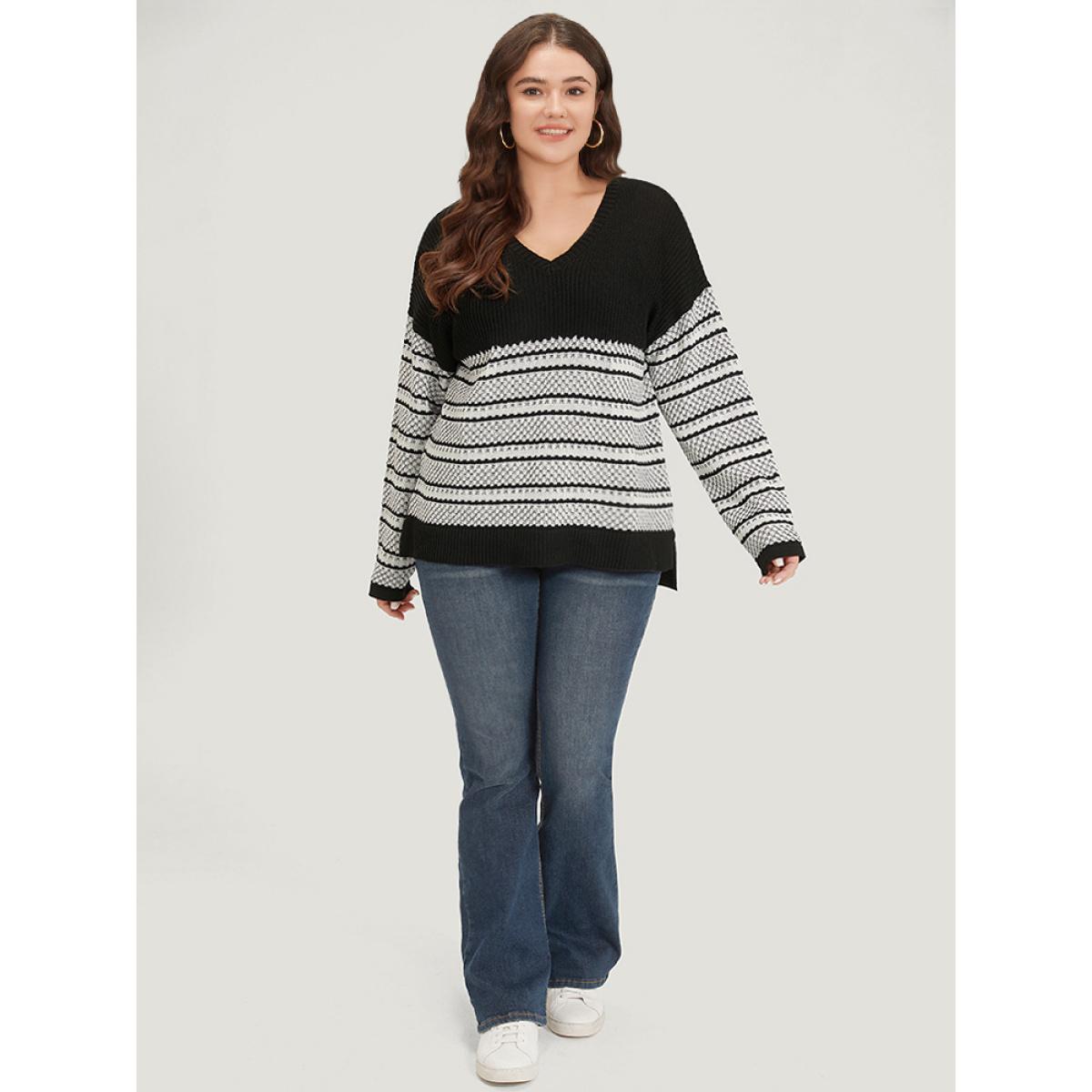 Plus Size Two Tone V Neck Patchwork Elastic Cuffs Pullover Black Women Casual Loose Long Sleeve V-neck Everyday Pullovers BloomChic 18-20/2X Product Image