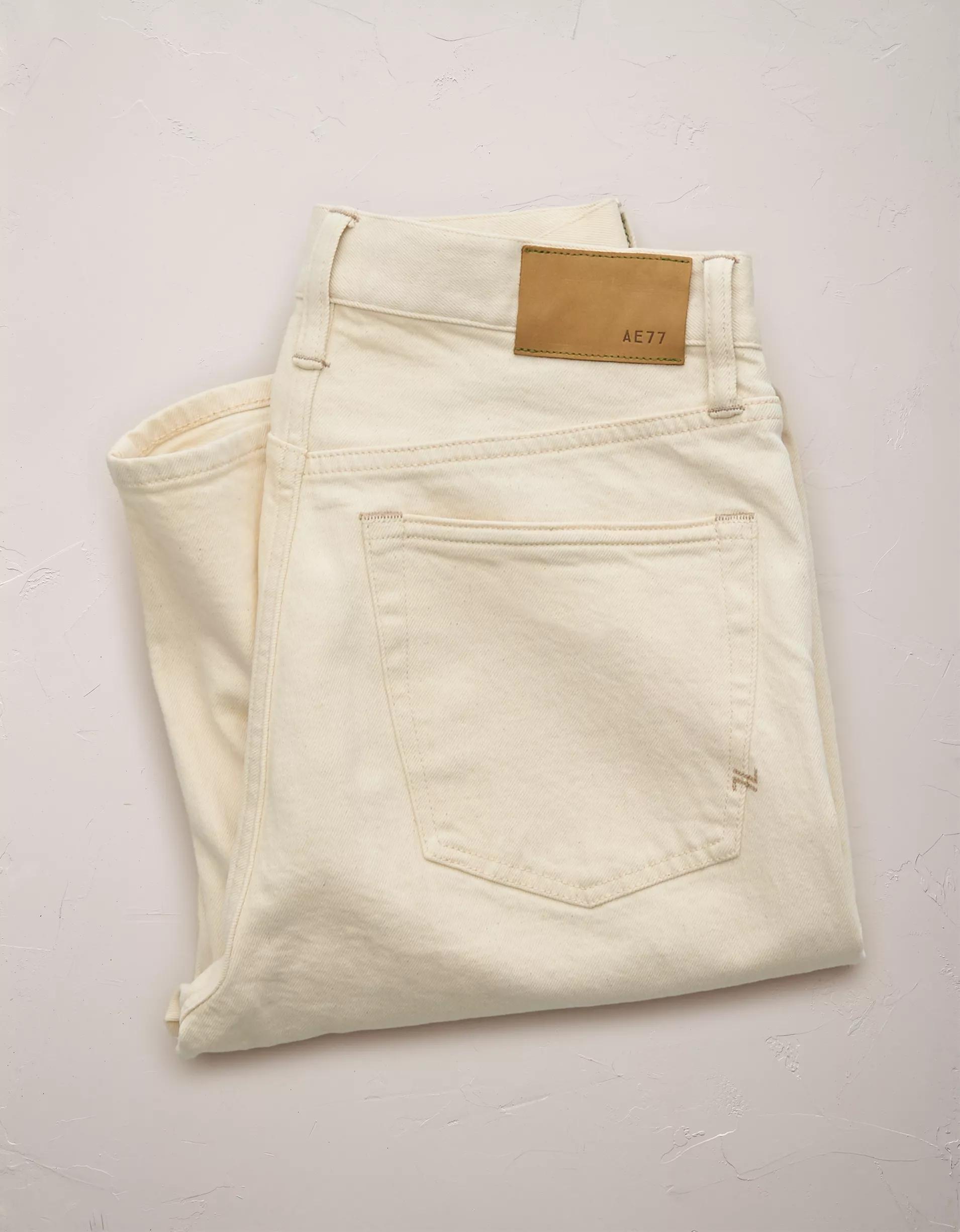AE77 Premium Stovepipe Jean Product Image