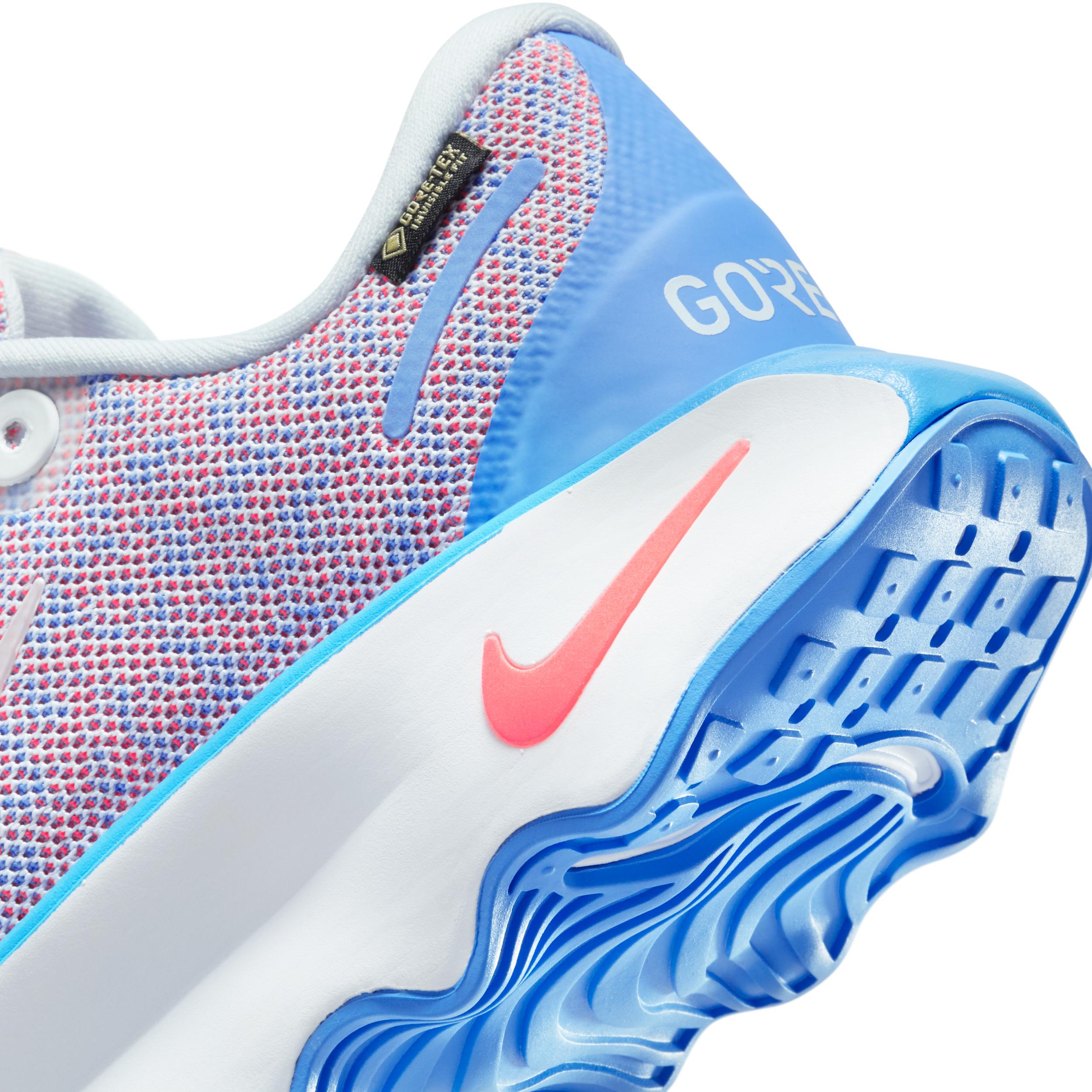 Nike Women's Motiva GORE-TEX Waterproof Walking Shoes Product Image