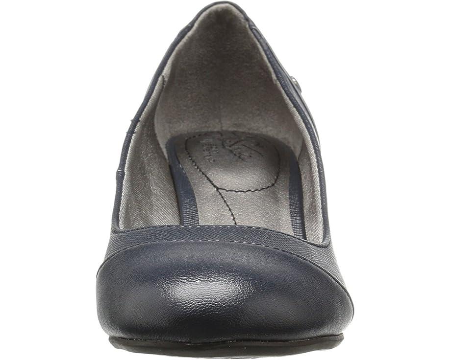 Gio Wedge Product Image