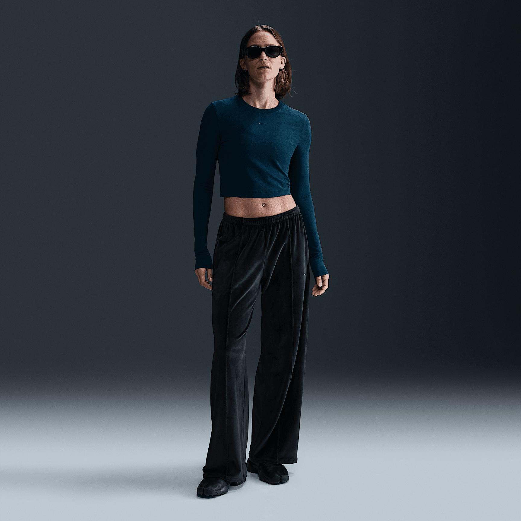 Nike Sportswear Chill Knit Women's Slim Long-Sleeve Cropped Top Product Image