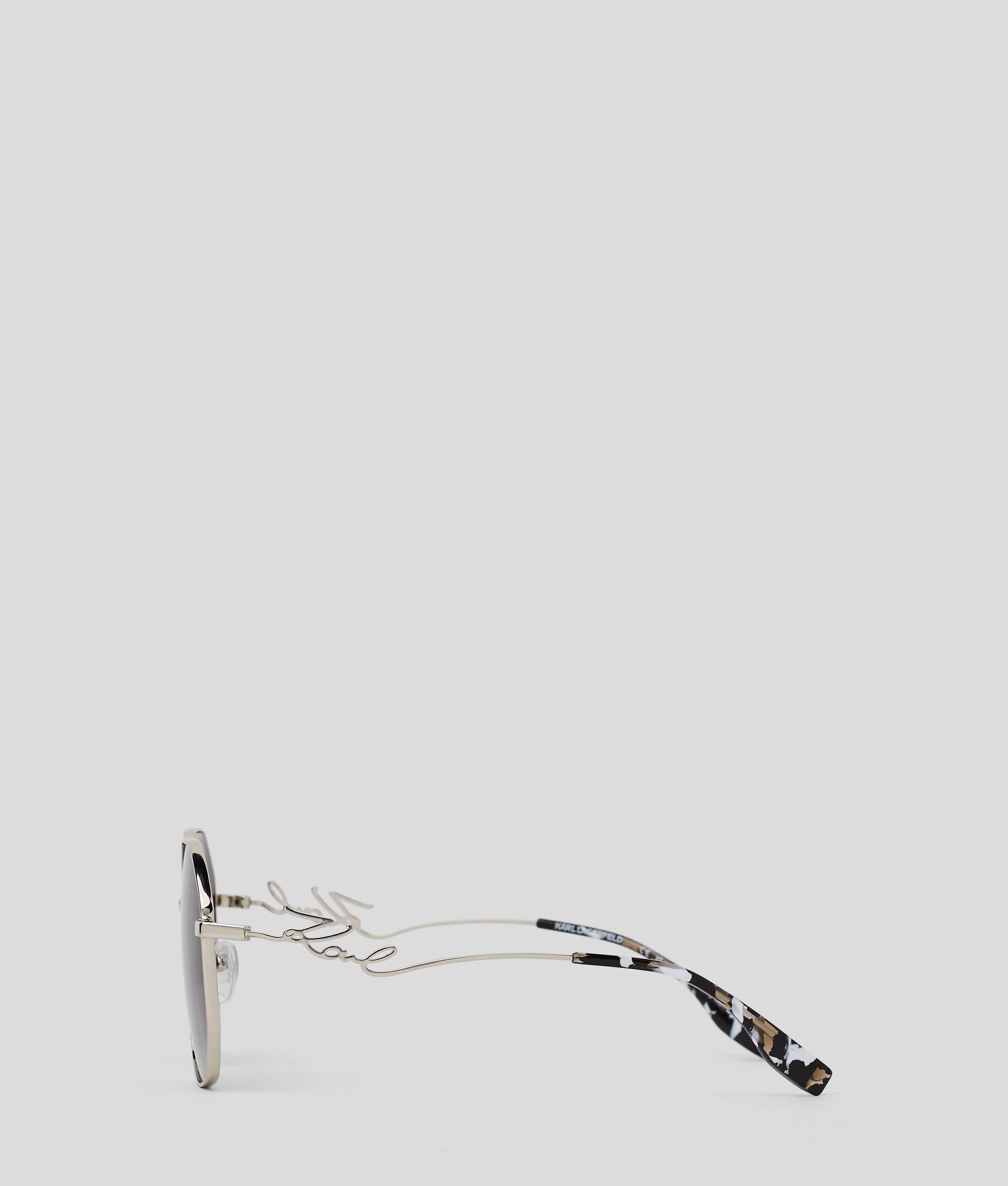 SIGNATURE SUNGLASSES Product Image