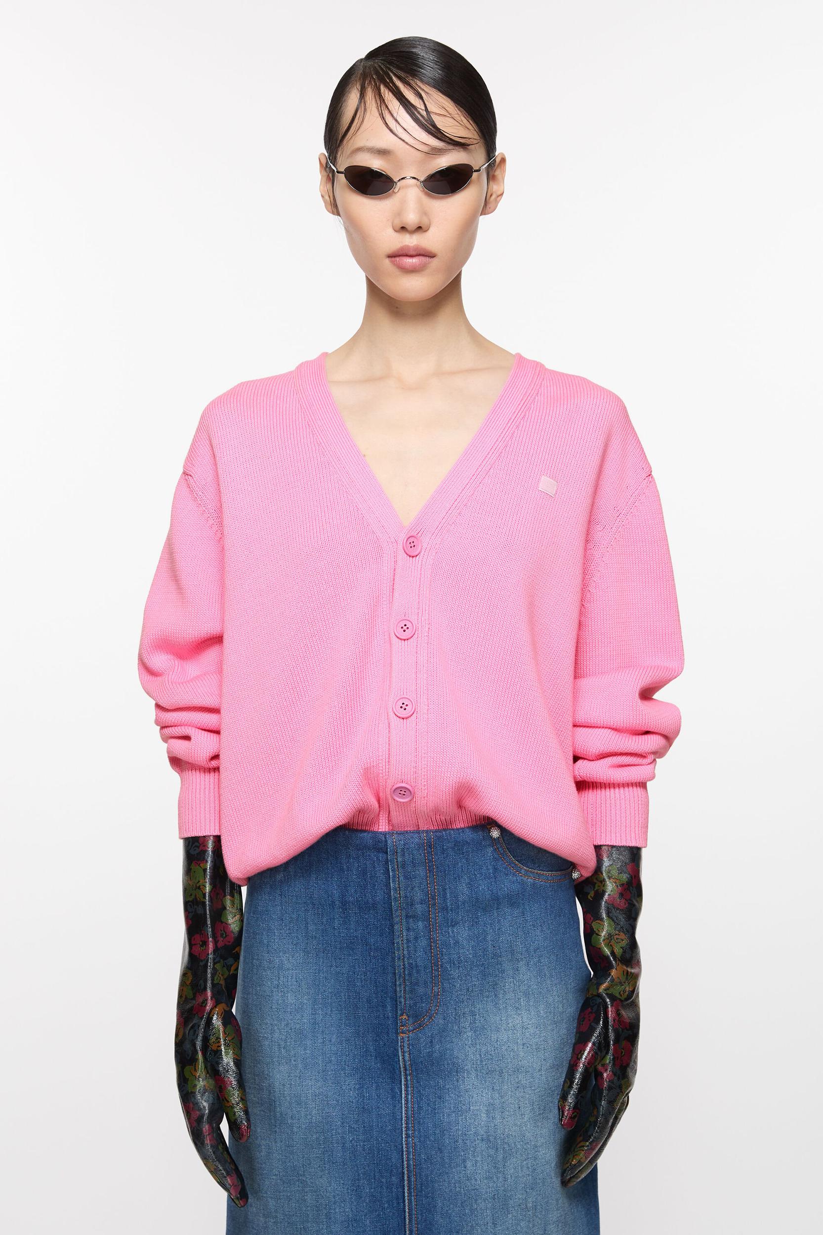 Cardigan v-neckline Product Image