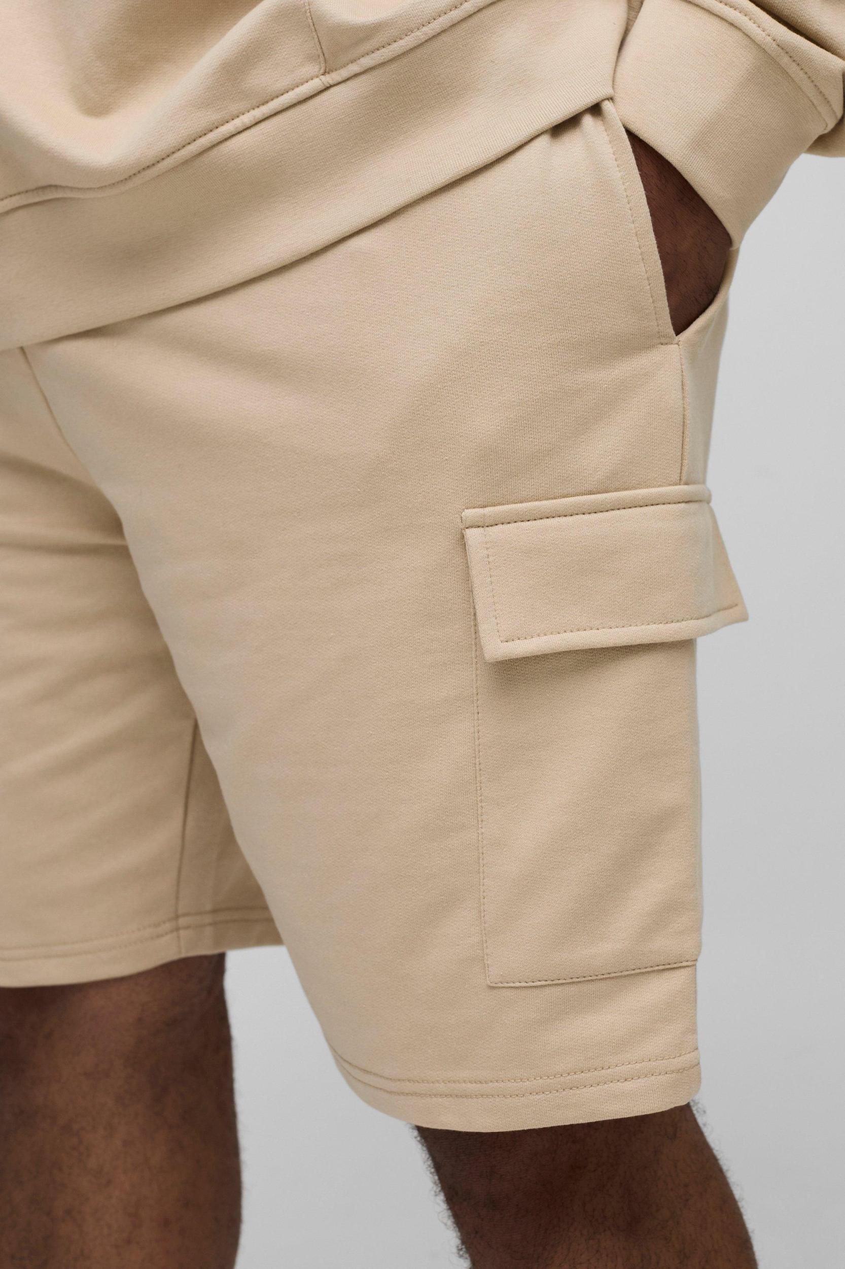 Plus 260GSM Loopback Regular Fit Basic Cargo Shorts | boohooMAN USA Product Image
