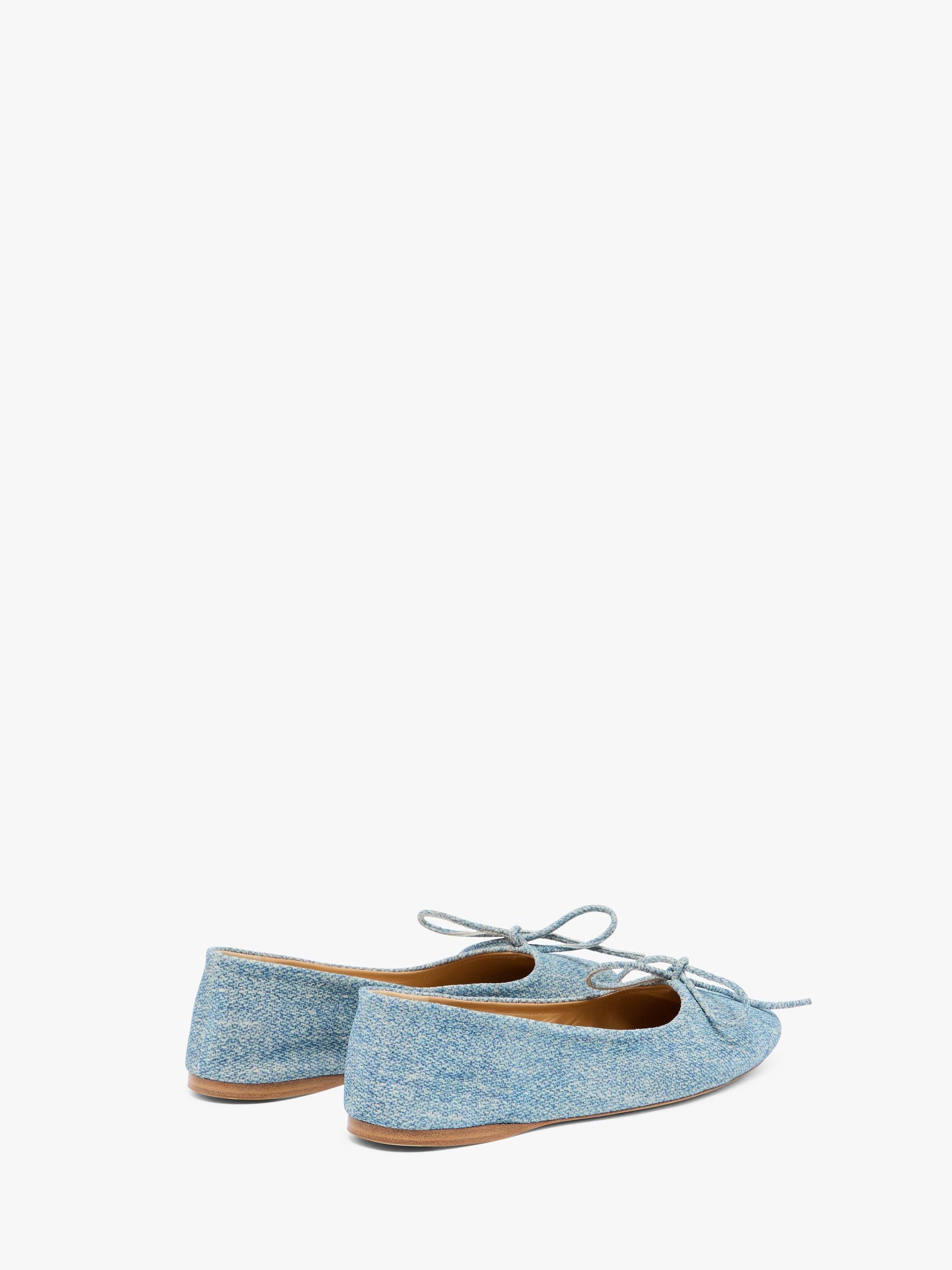 ROUND-TOE SUEDE BALLERINAS Product Image