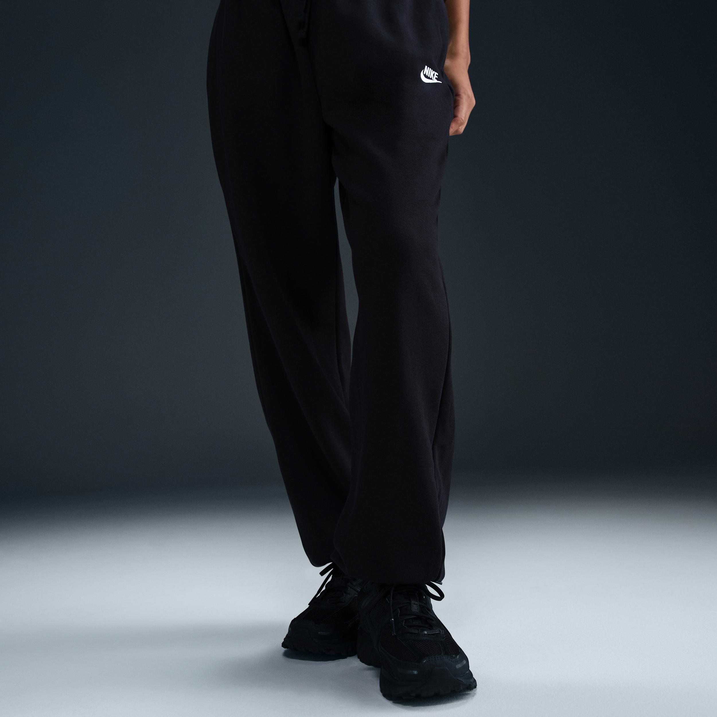 Womens Nike Sportswear Club Fleece Mid-Rise Oversized Sweatpants | DQ5800-010 Product Image