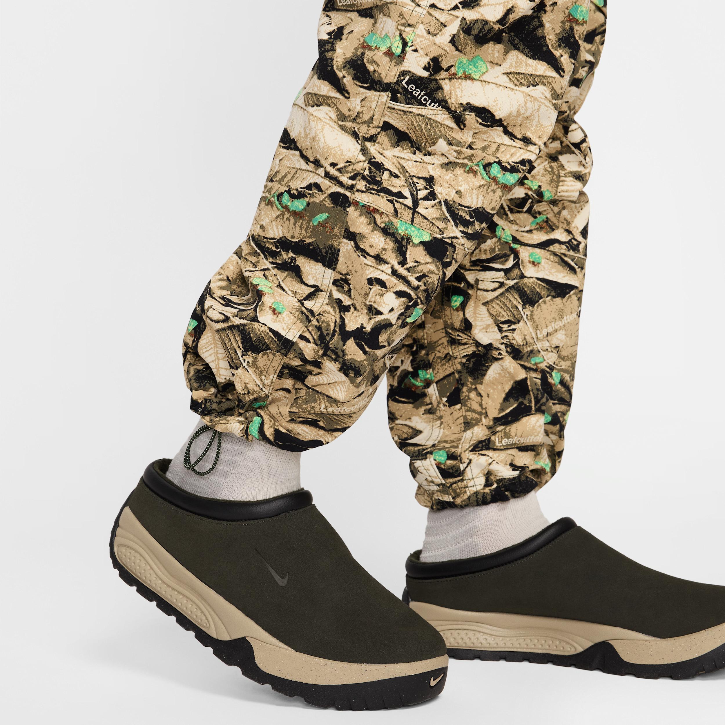 Mens Nike ACG Smith Summit Water-Repellent UV Cargo Pants | HQ0199-297 Product Image