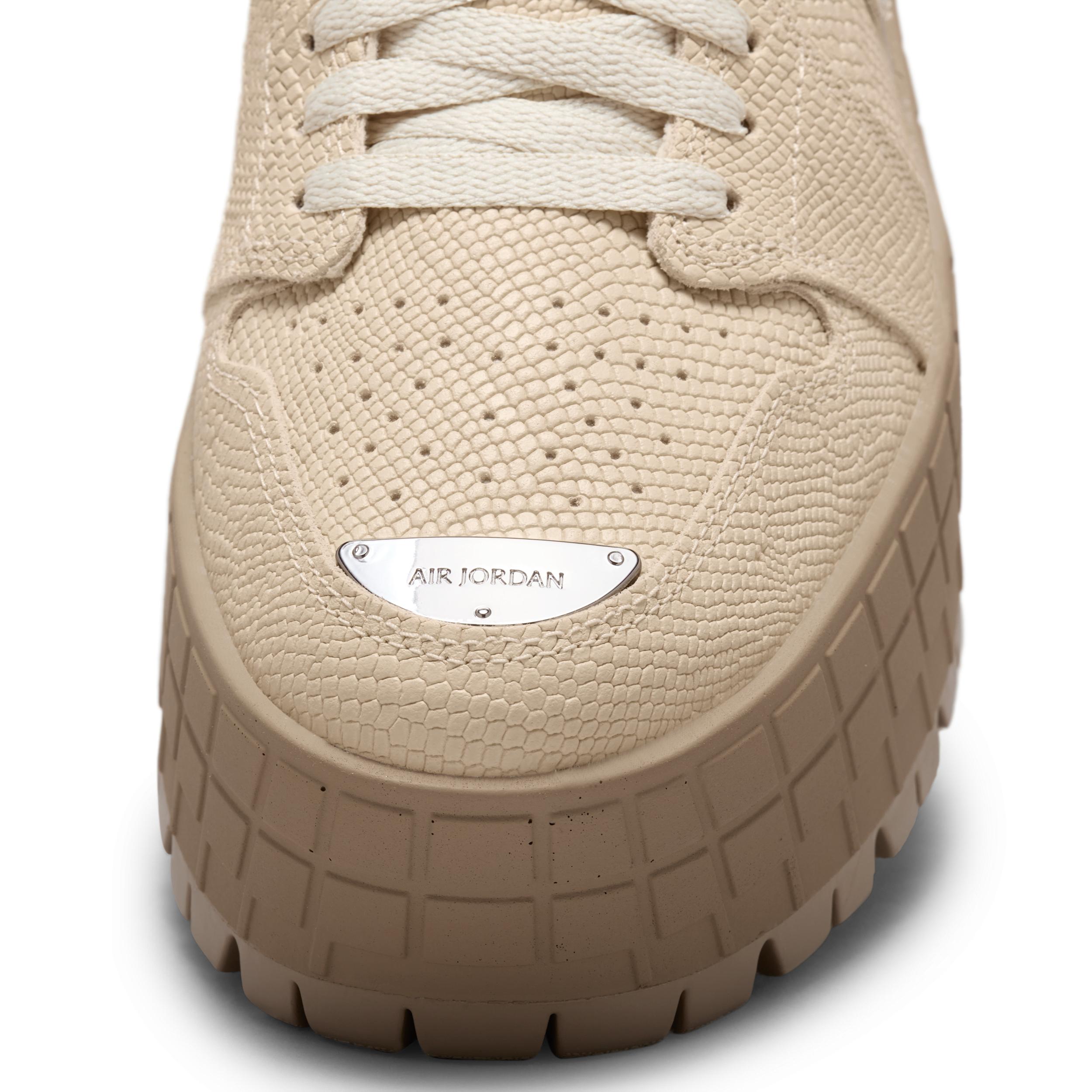 Women's Air Jordan 1 Brooklyn Low Shoes Product Image