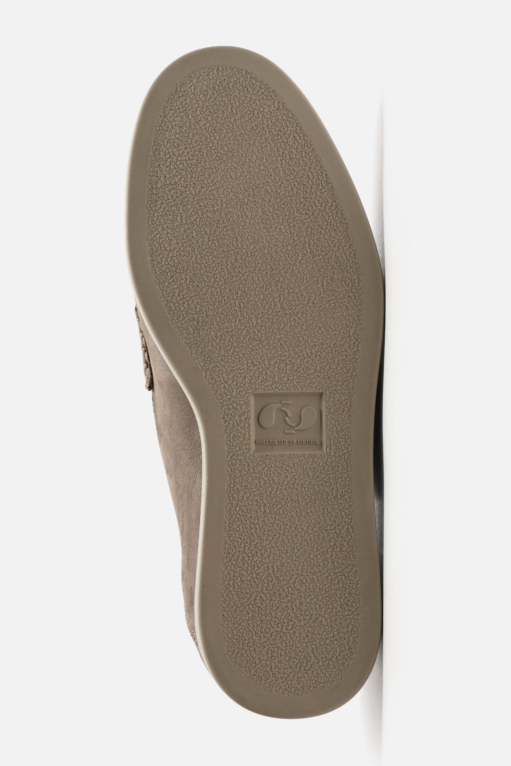 CASUAL LEATHER LOAFERS Product Image