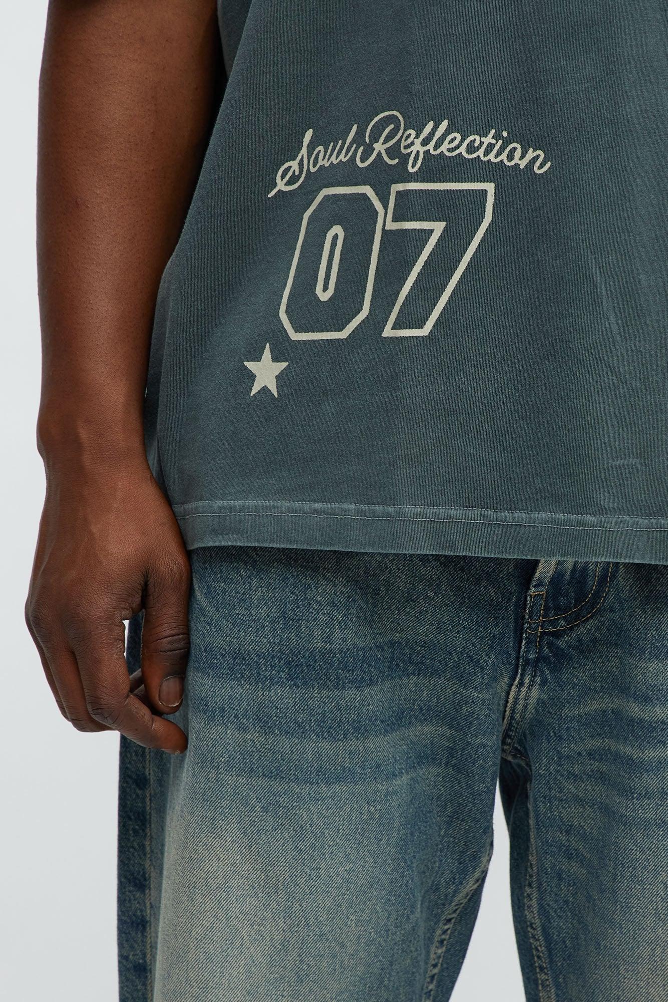 LA Sacred Lights Oversized Short Sleeve Tee - Grey Male Product Image